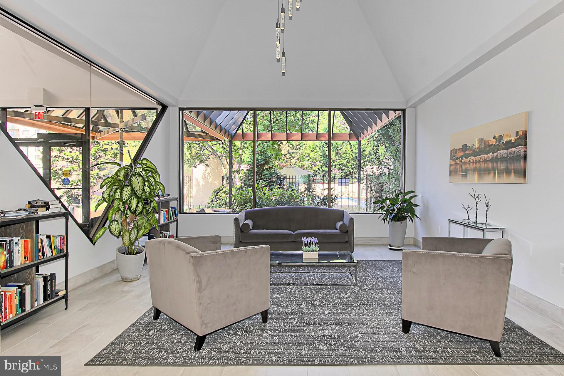 1301 N COURTHOUSE RD 1503