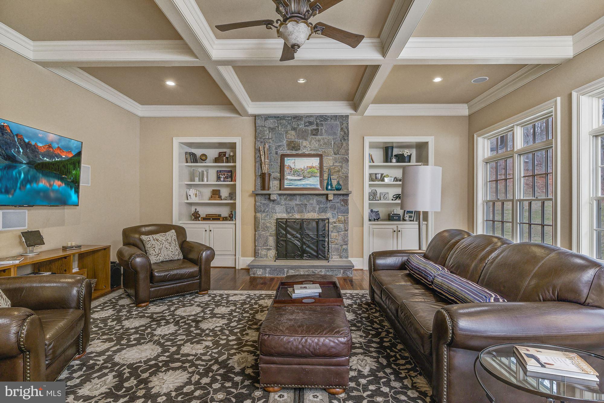 HIGHLAND - Residential