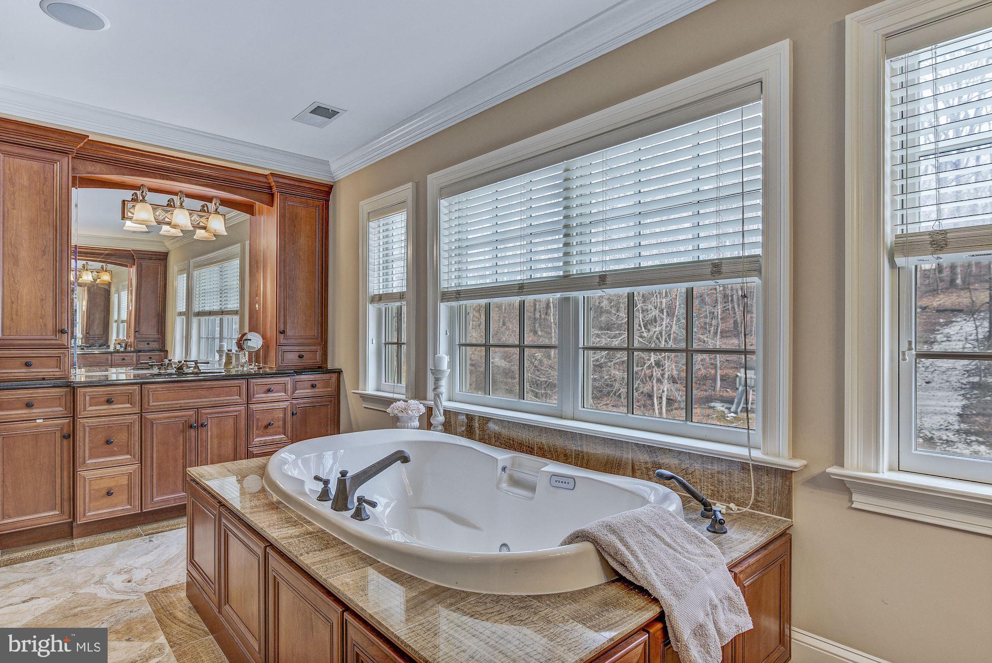 HIGHLAND - Residential