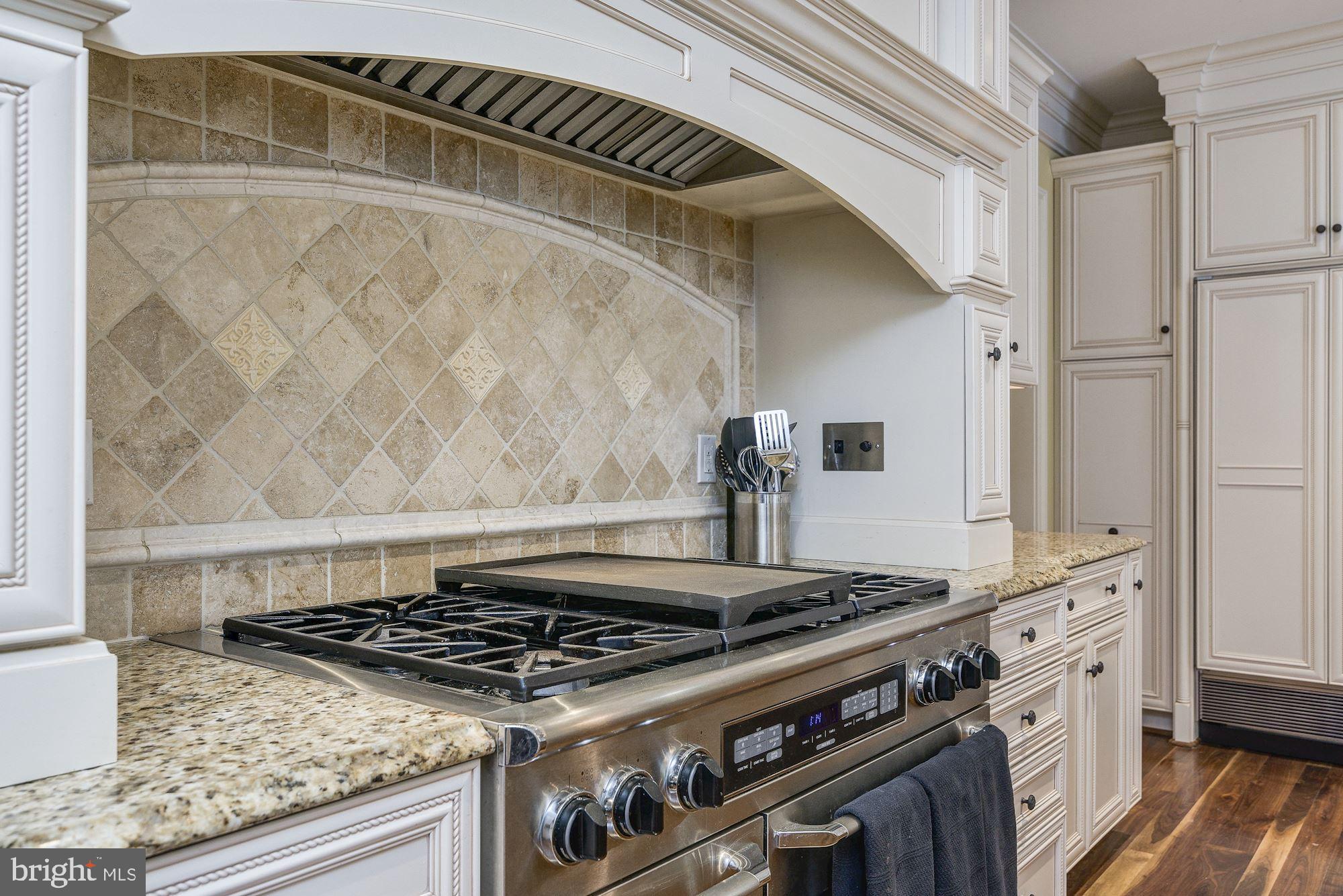 HIGHLAND - Residential