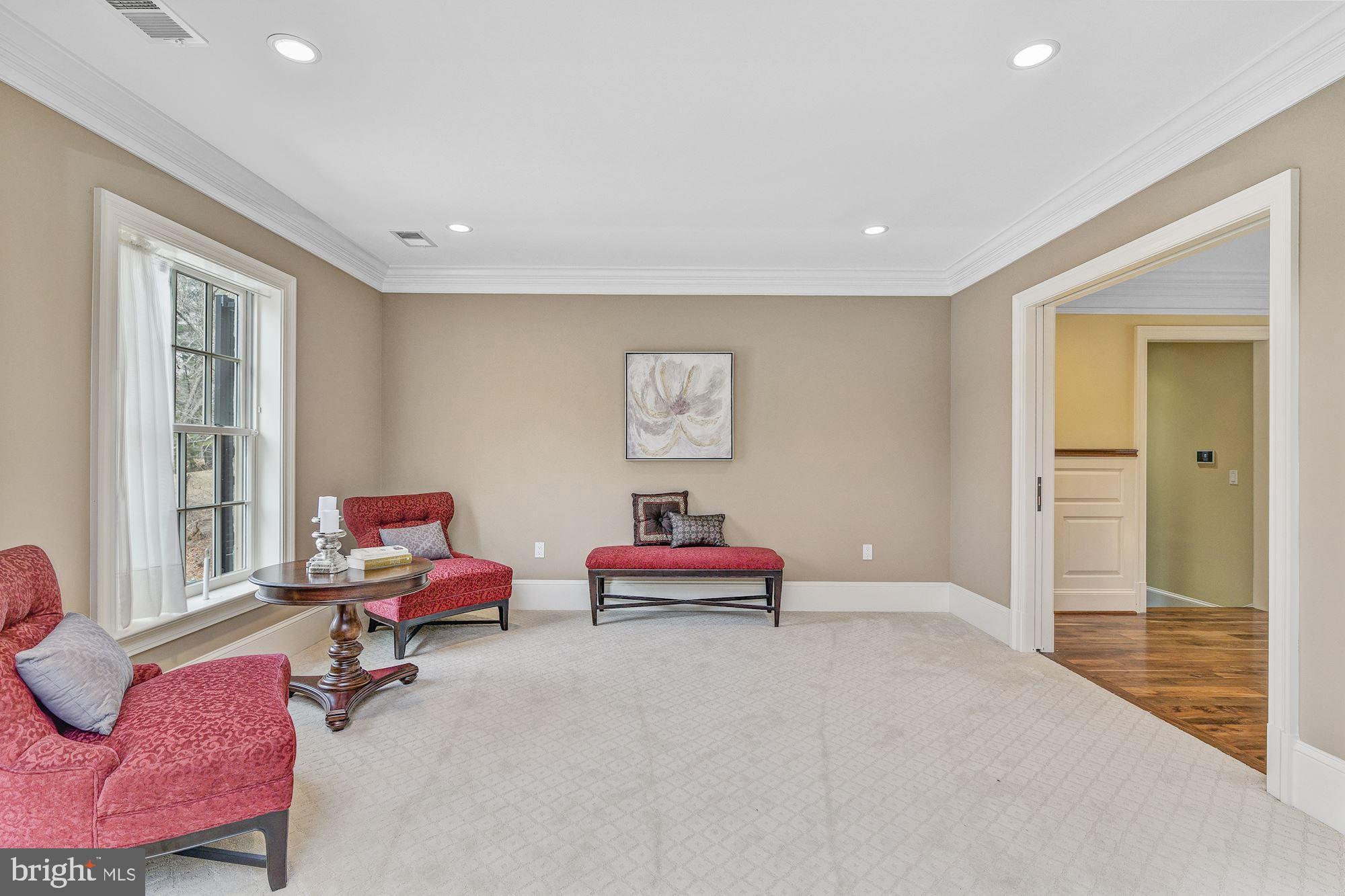 HIGHLAND - Residential