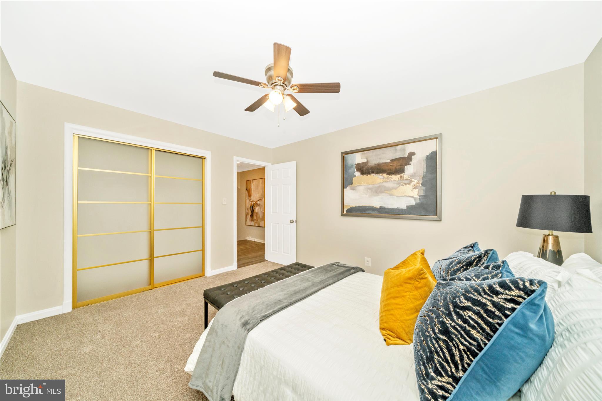 ROLLING RIDGE - Residential