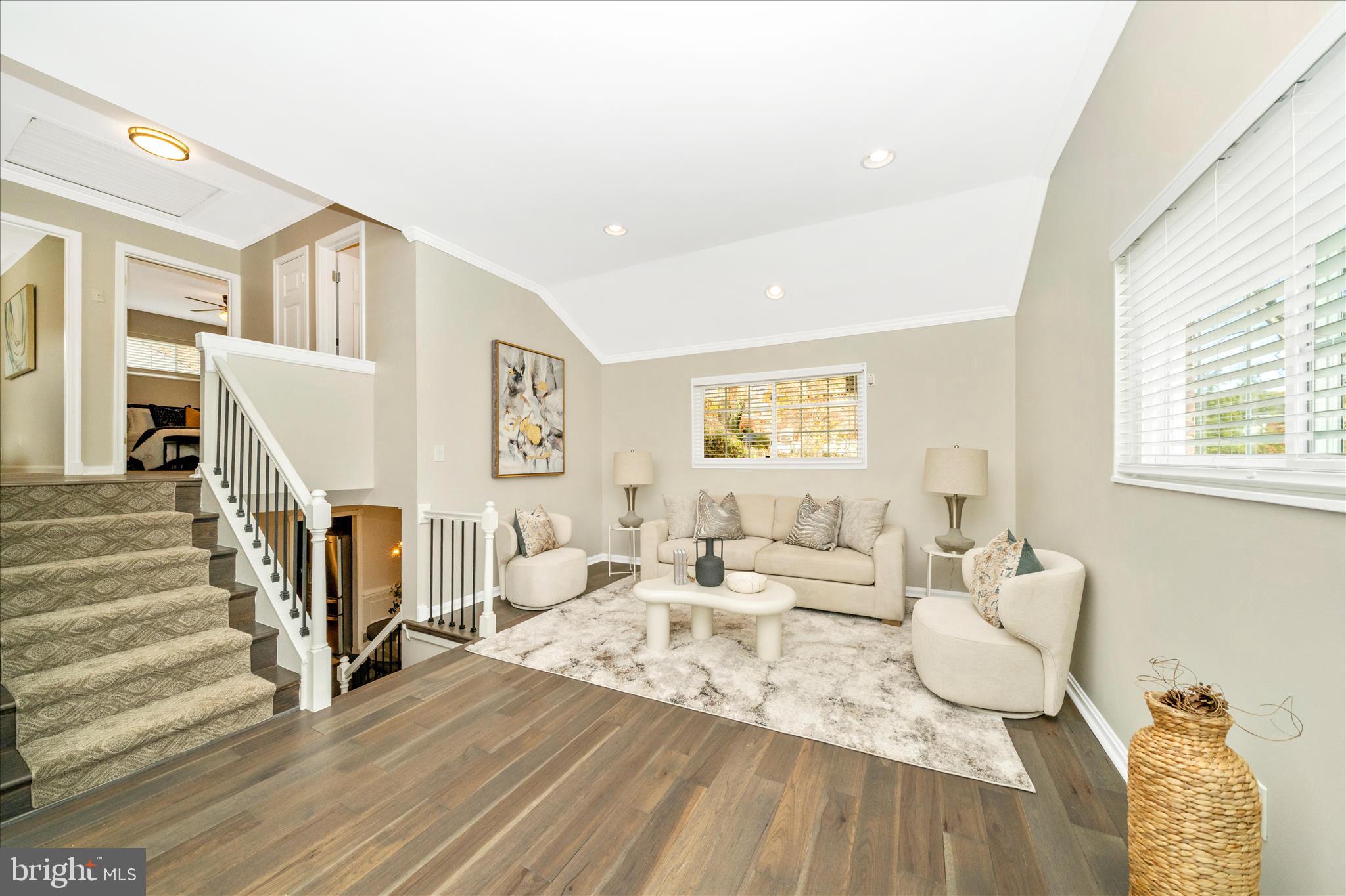 ROLLING RIDGE - Residential