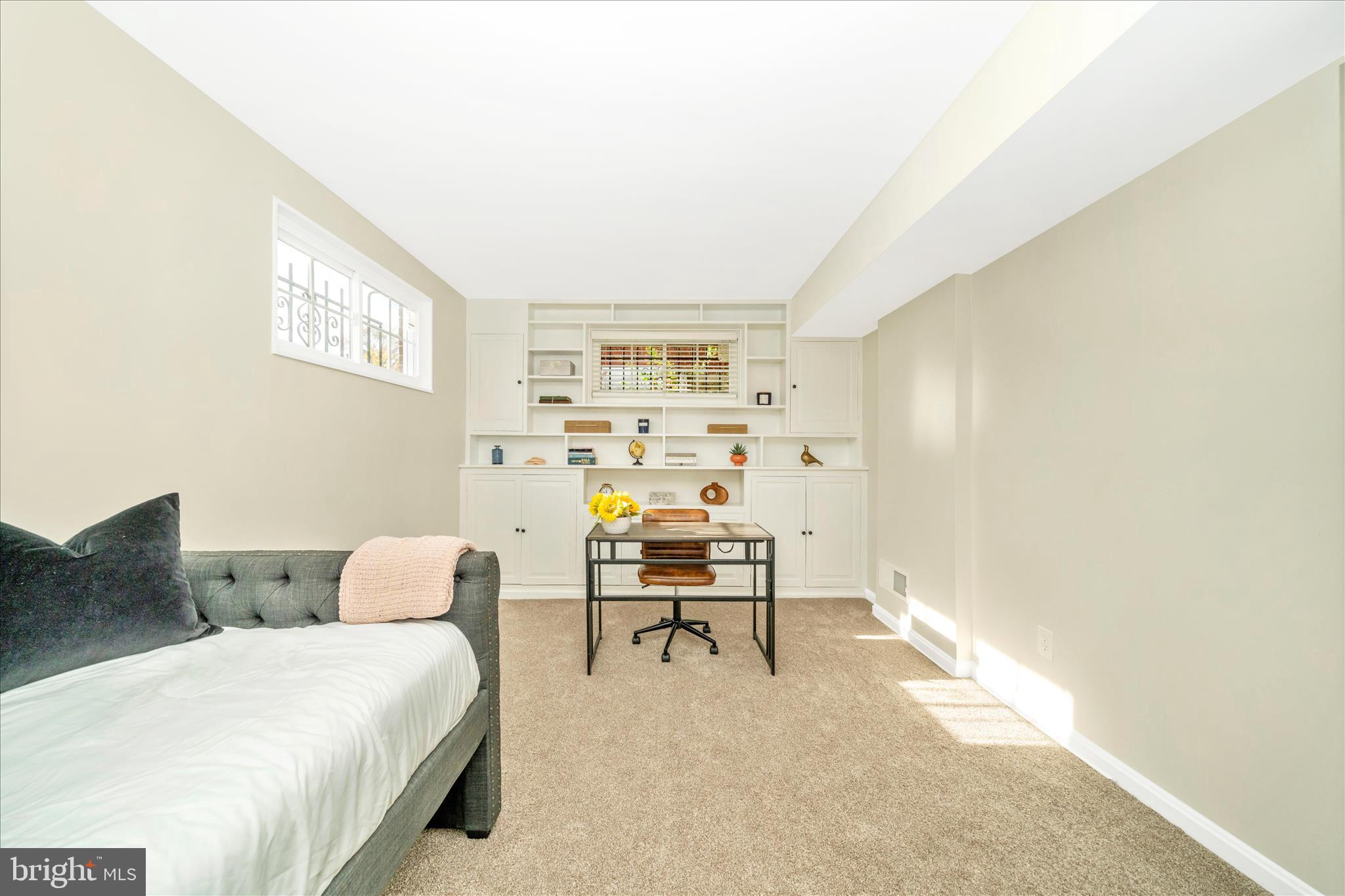 ROLLING RIDGE - Residential