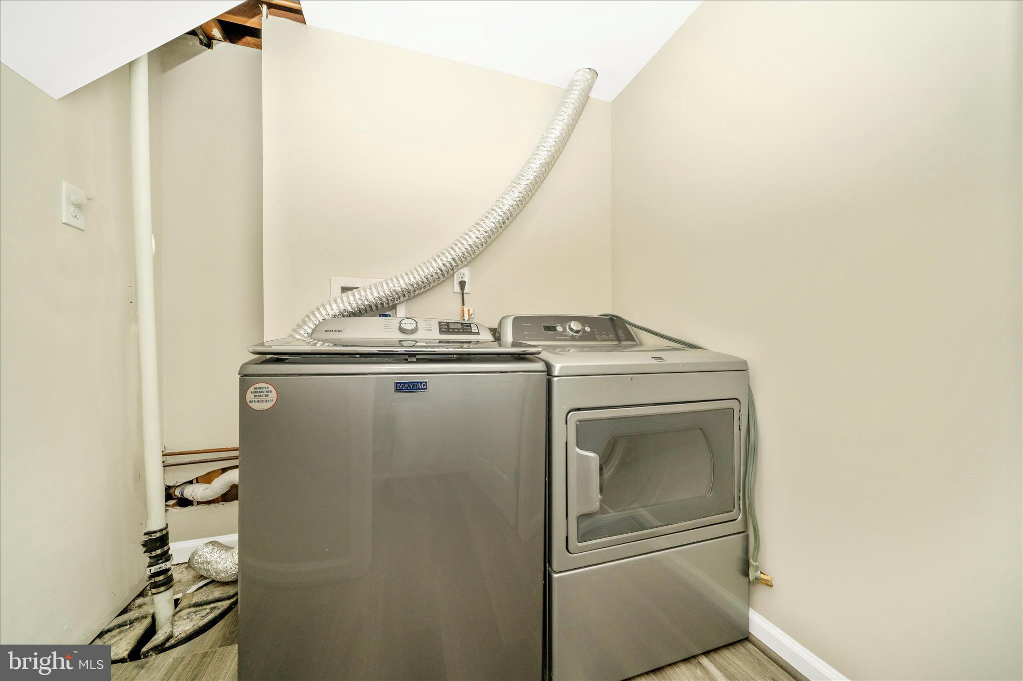 ROLLING RIDGE - Residential