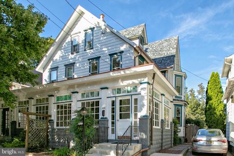 208 S ATLANTIC AVENUE HADDONFIELD NJ 08033