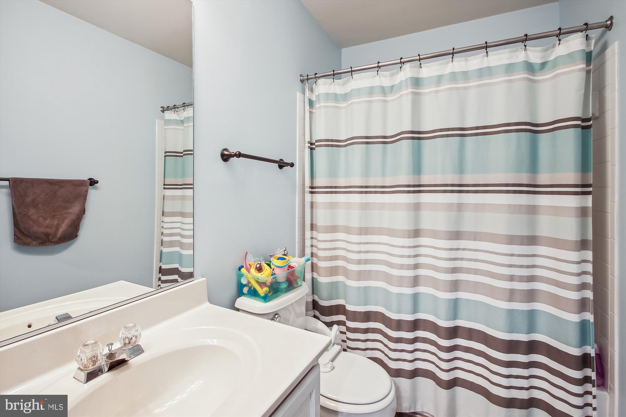 RIVER OAKS - Residential