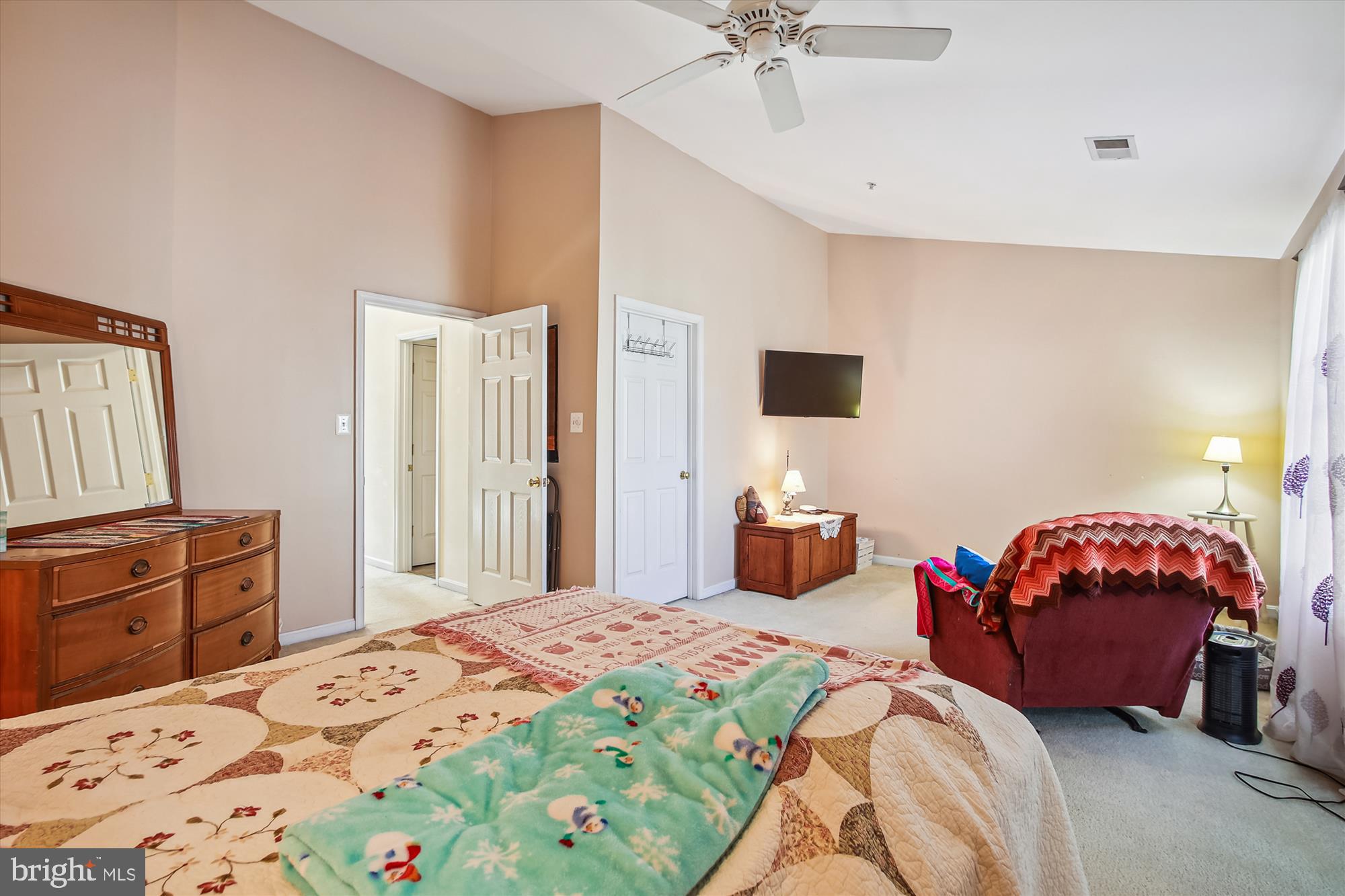 RIVER OAKS - Residential