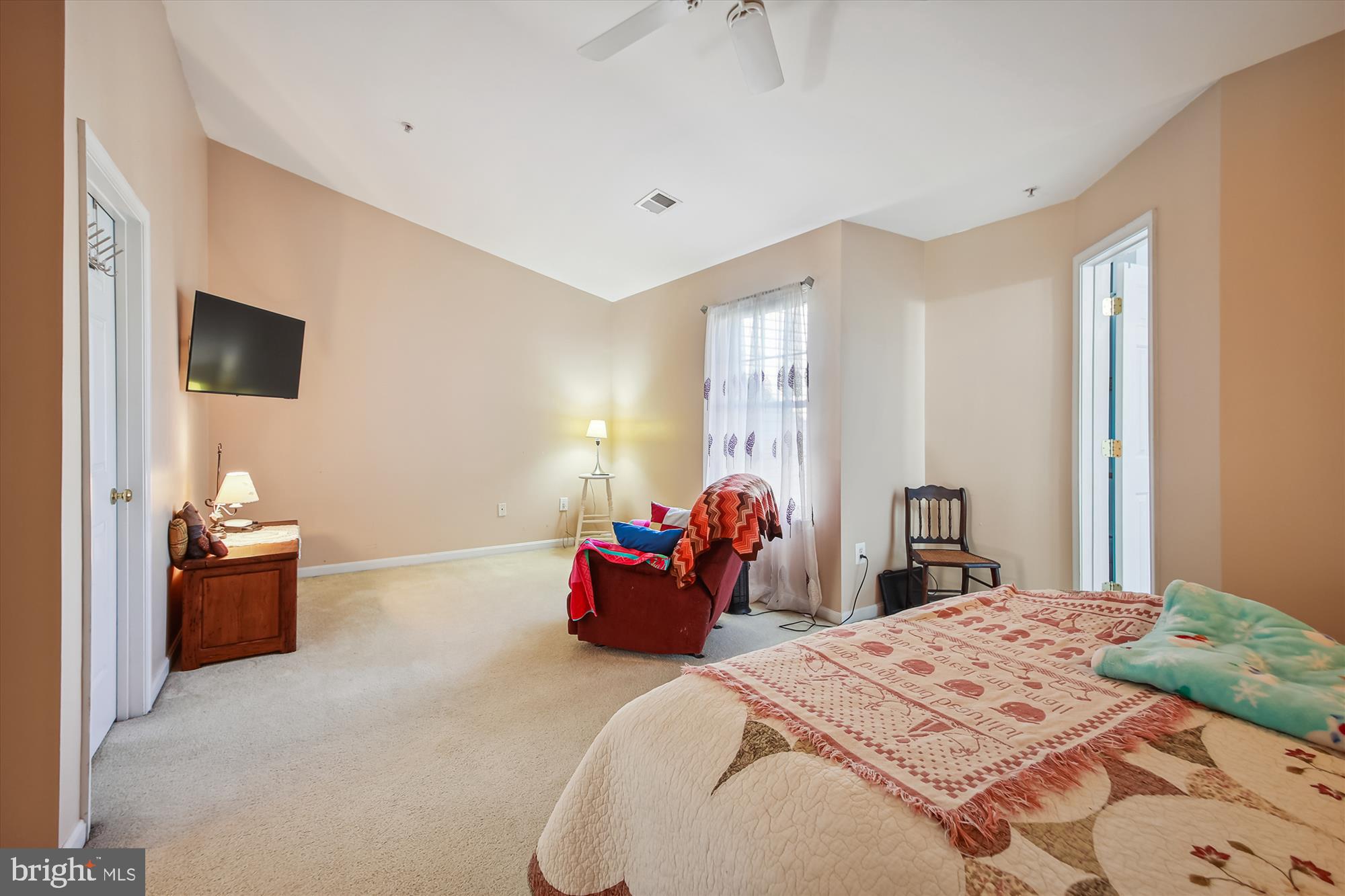 RIVER OAKS - Residential