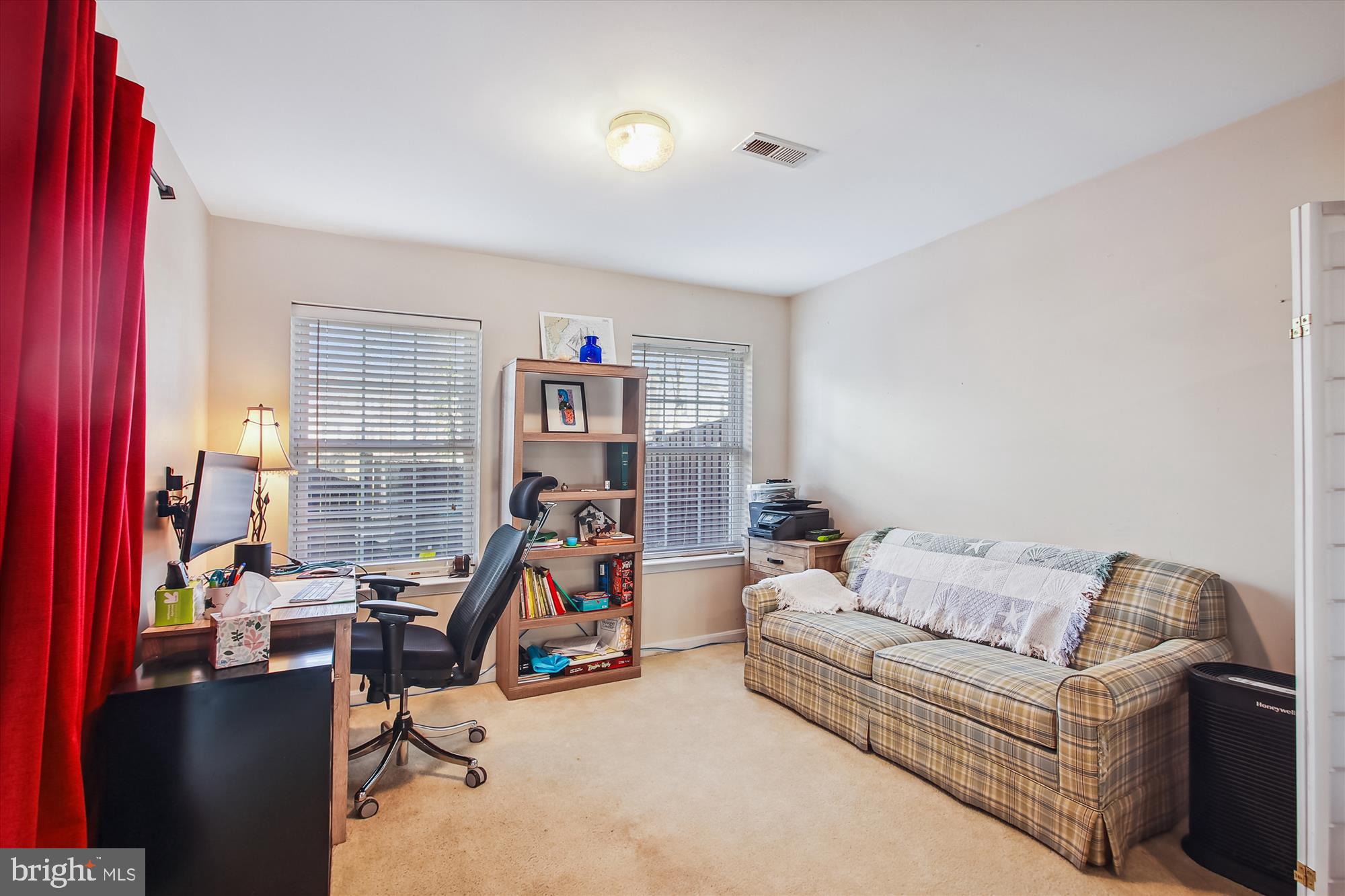 RIVER OAKS - Residential