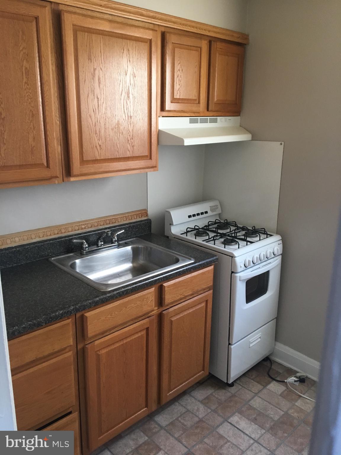 GLEN OAKS - Residential Income