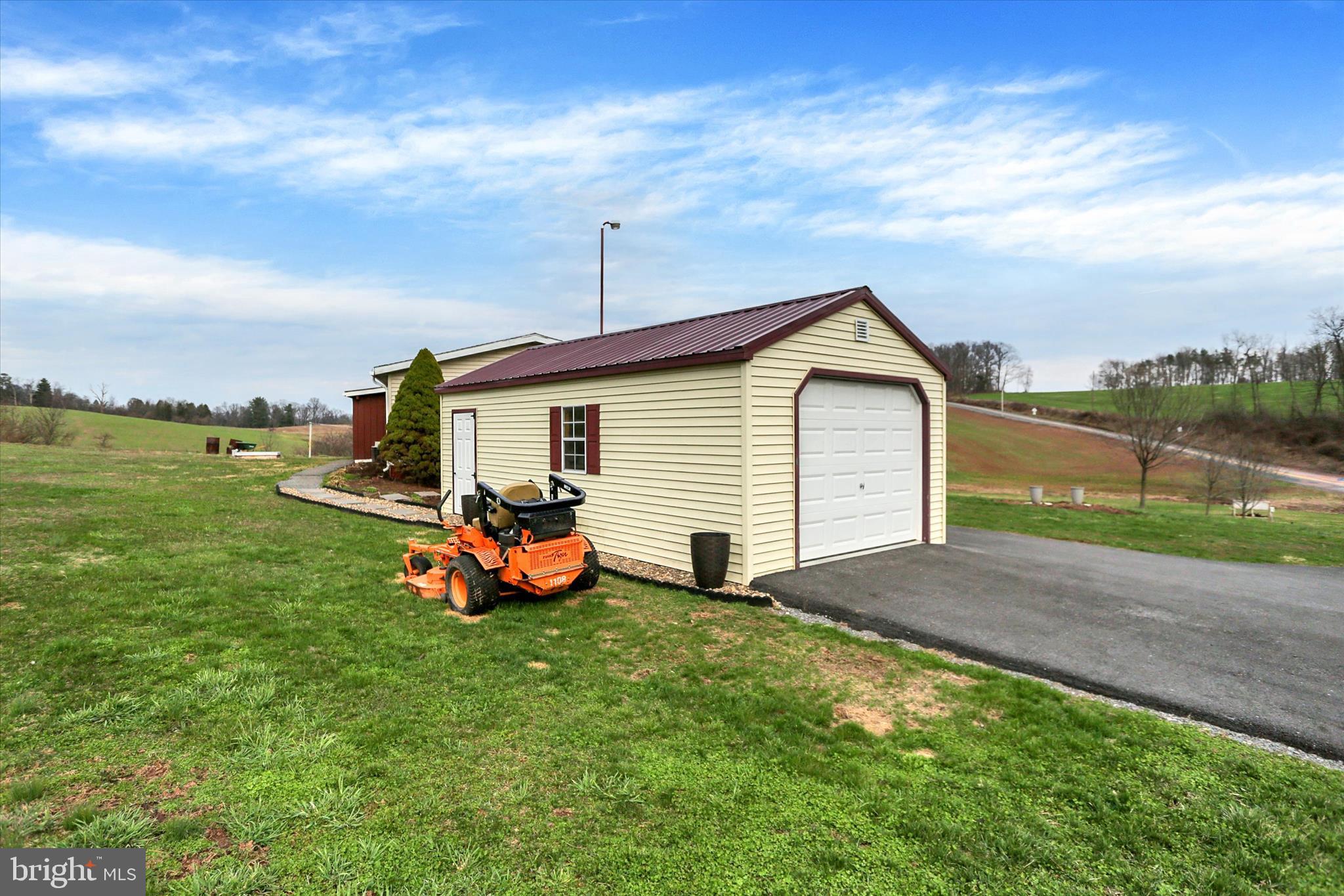 JUNIATA - Residential