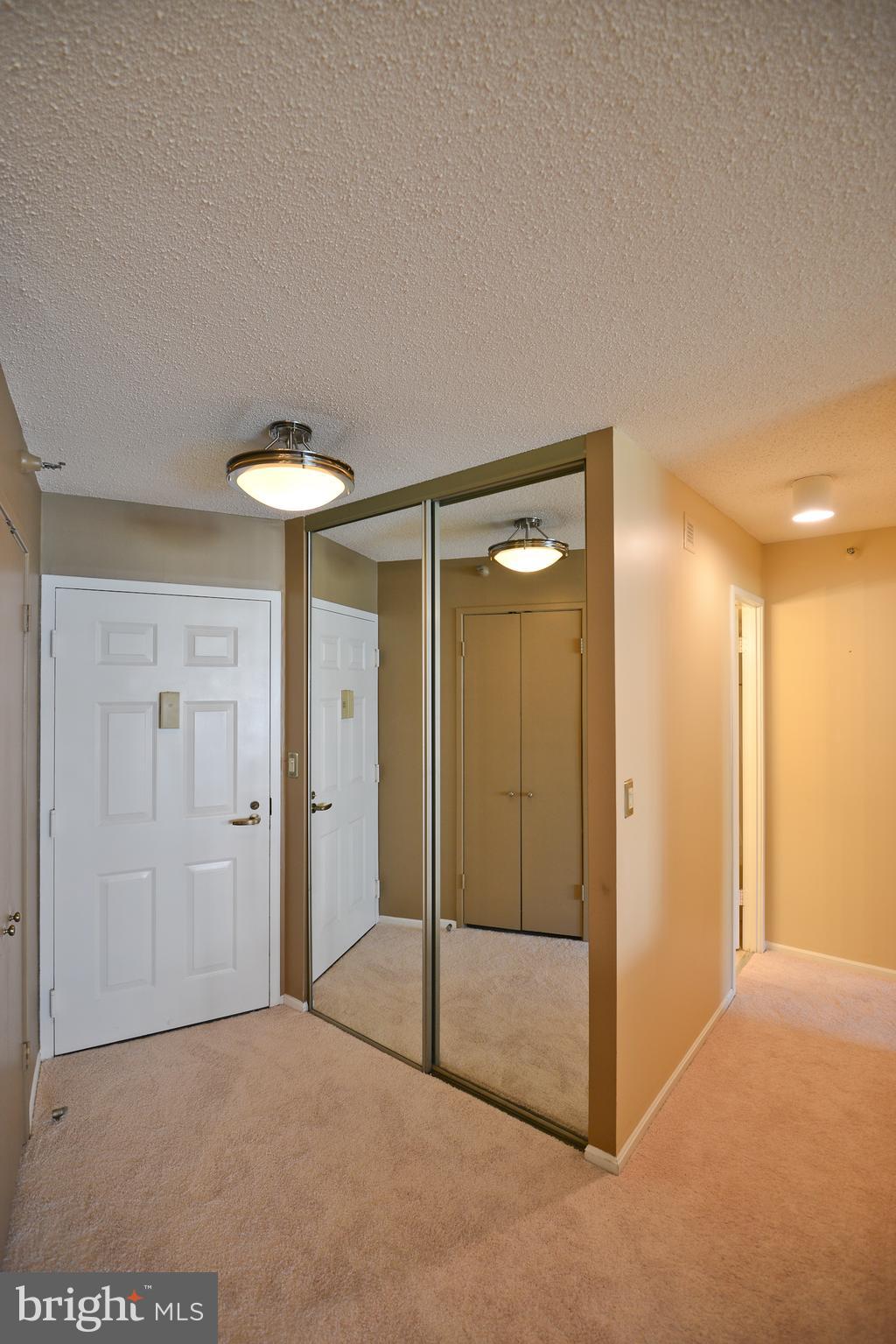 ROSSLYN - Residential Lease