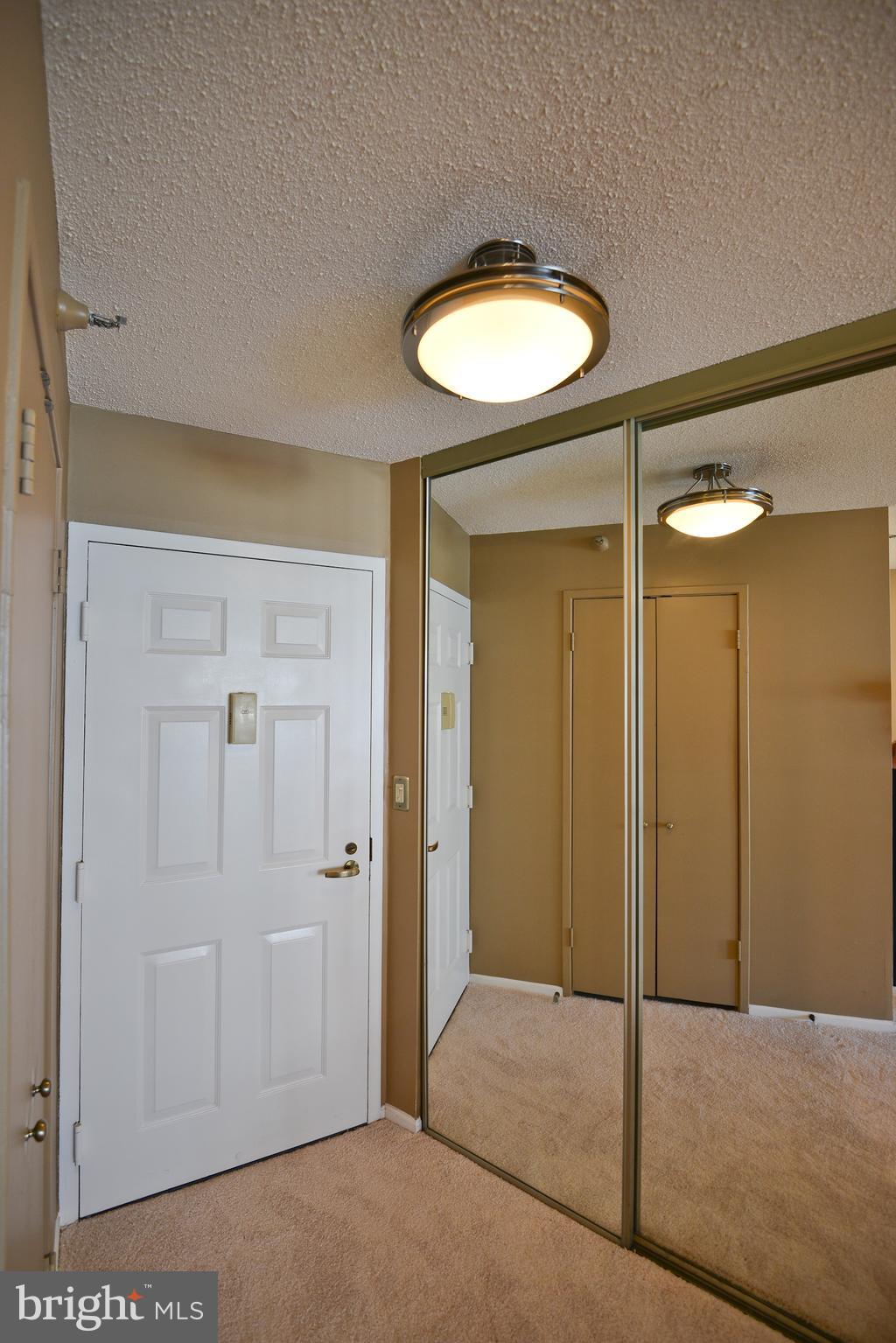 ROSSLYN - Residential Lease