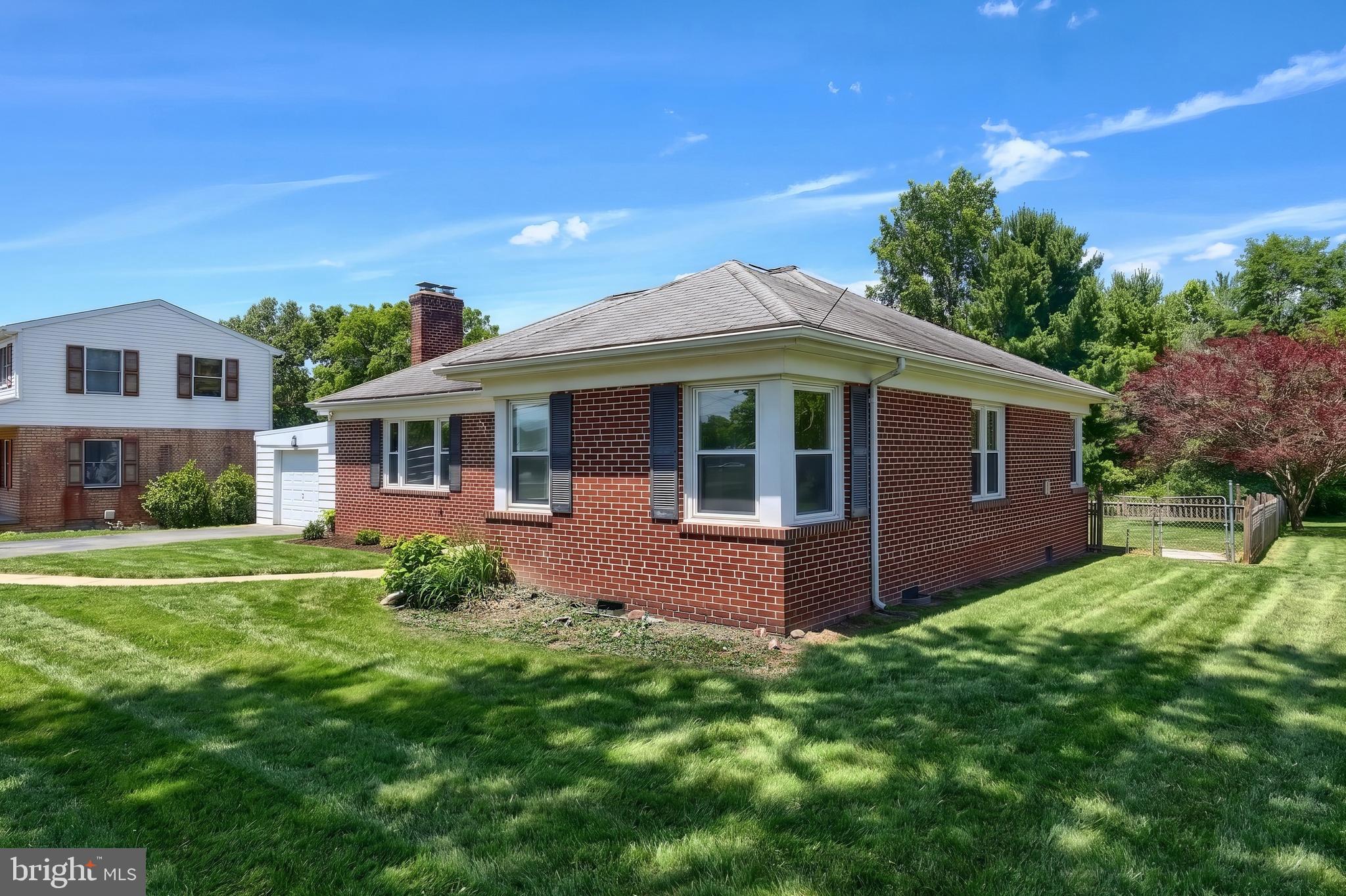 25 E HANOVER STREET