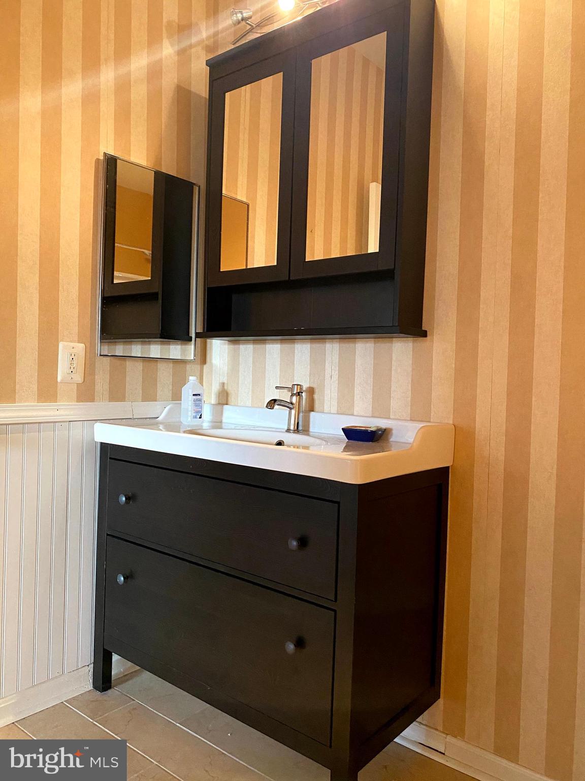 CAMERON GROVE - Residential