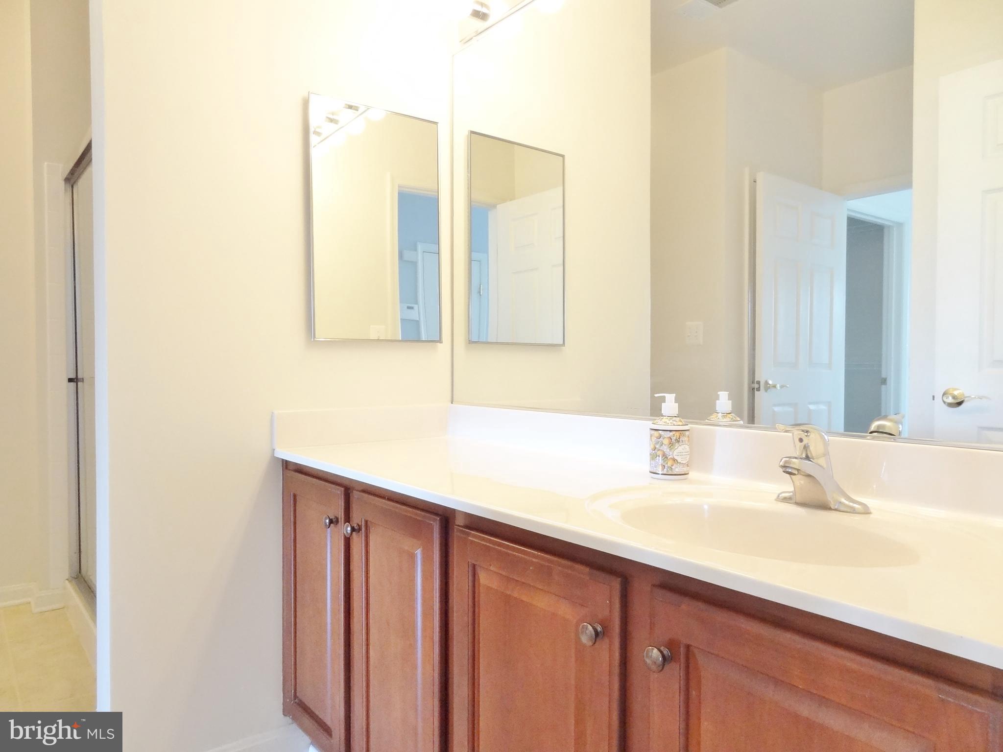 CAMERON GROVE - Residential