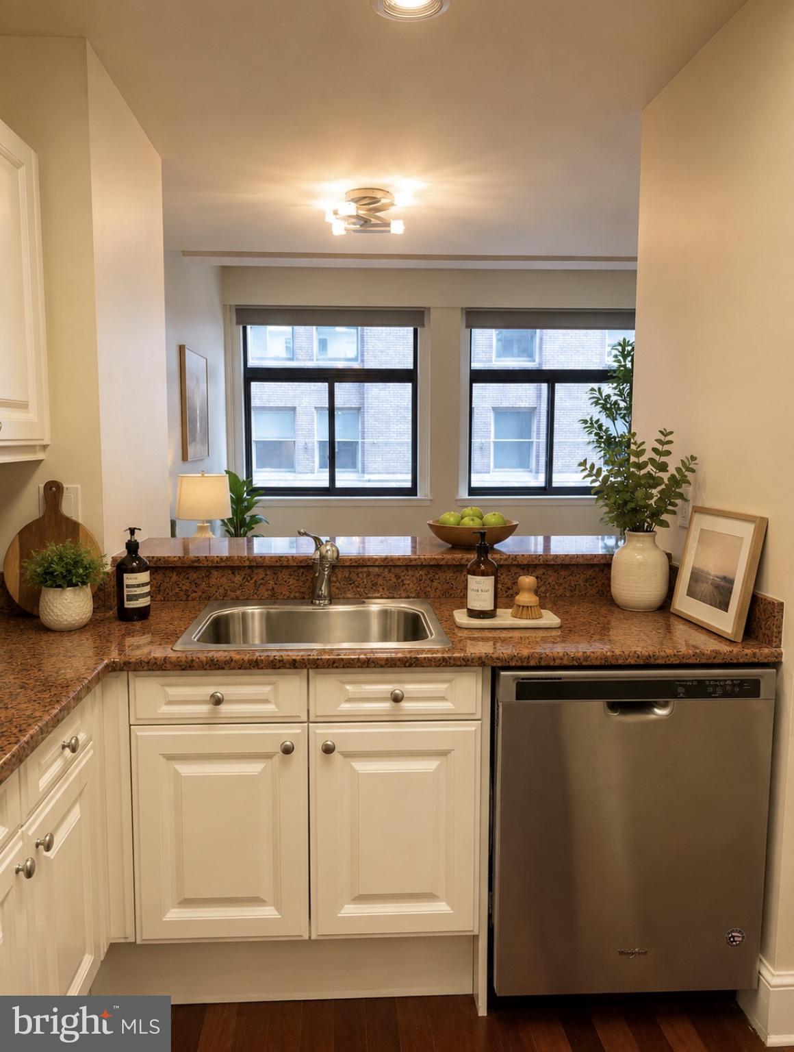 1500 CHESTNUT STREET 00 6D