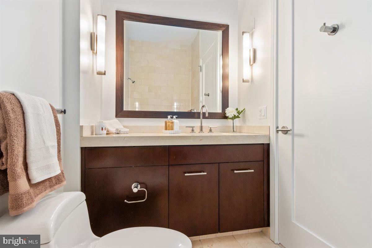 CENTER CITY - Residential