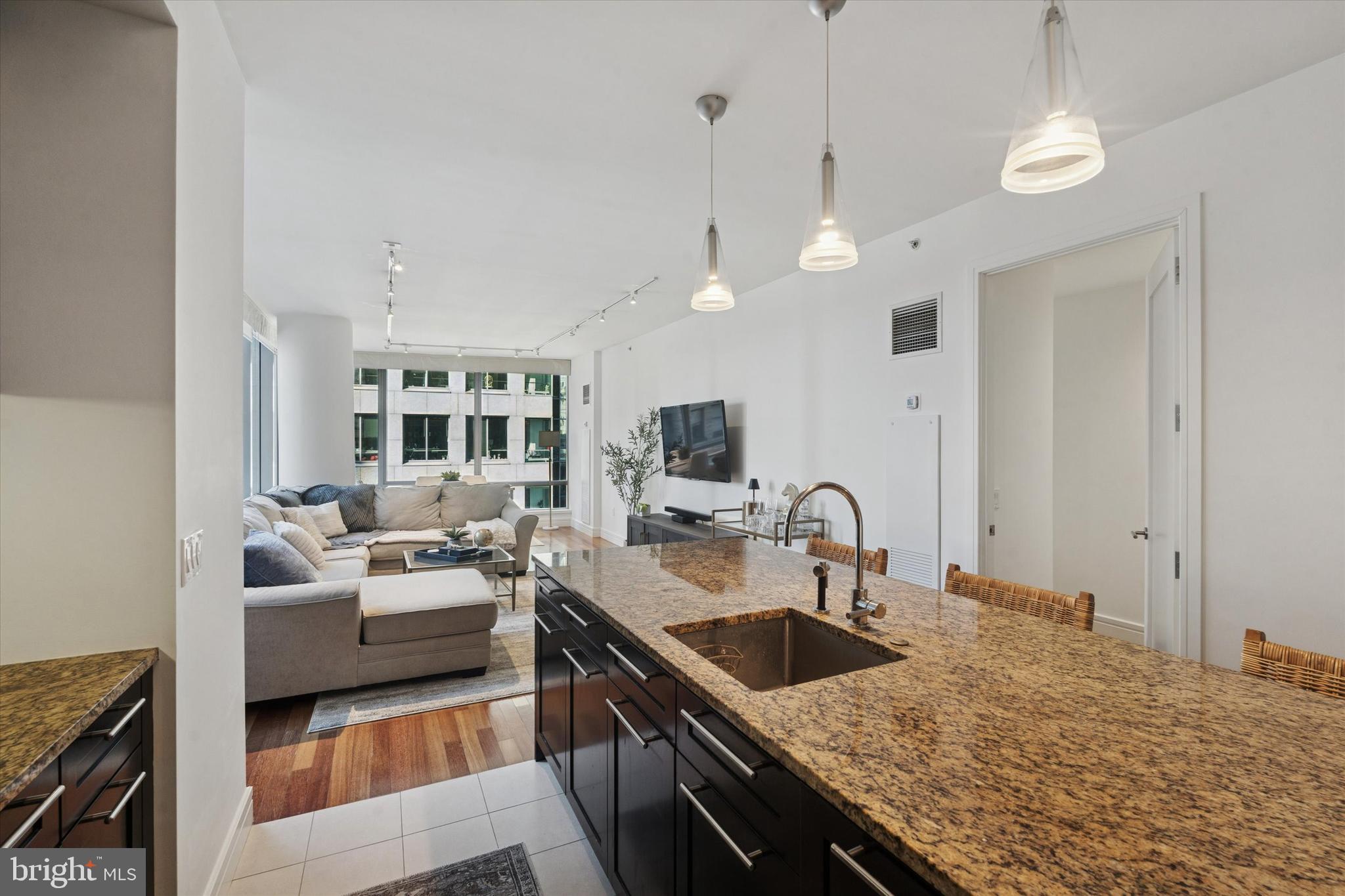 CENTER CITY - Residential