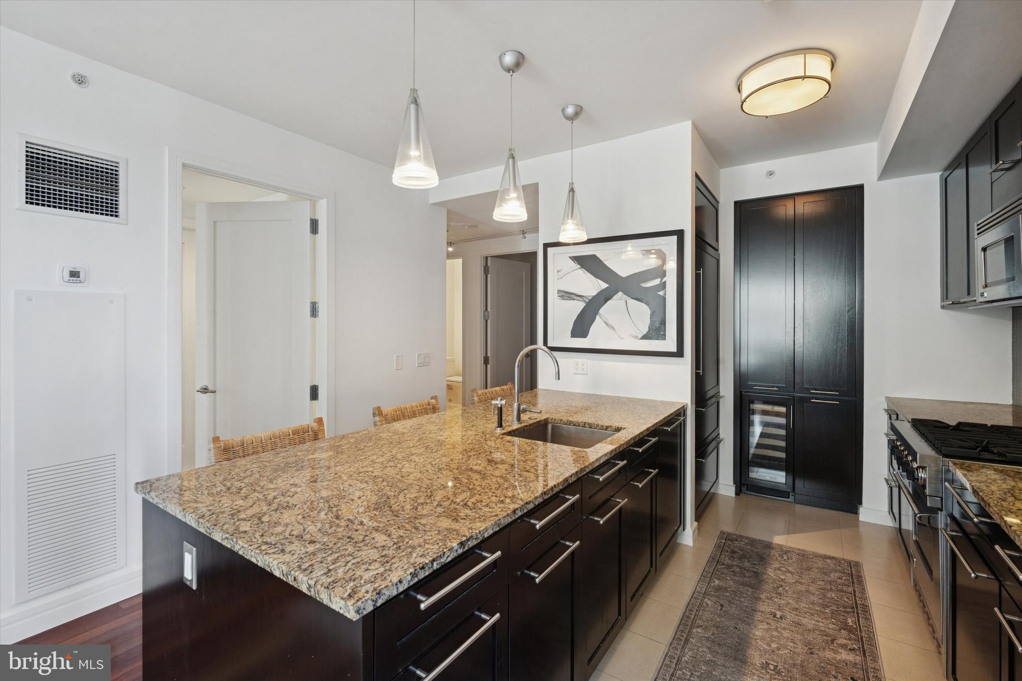 CENTER CITY - Residential