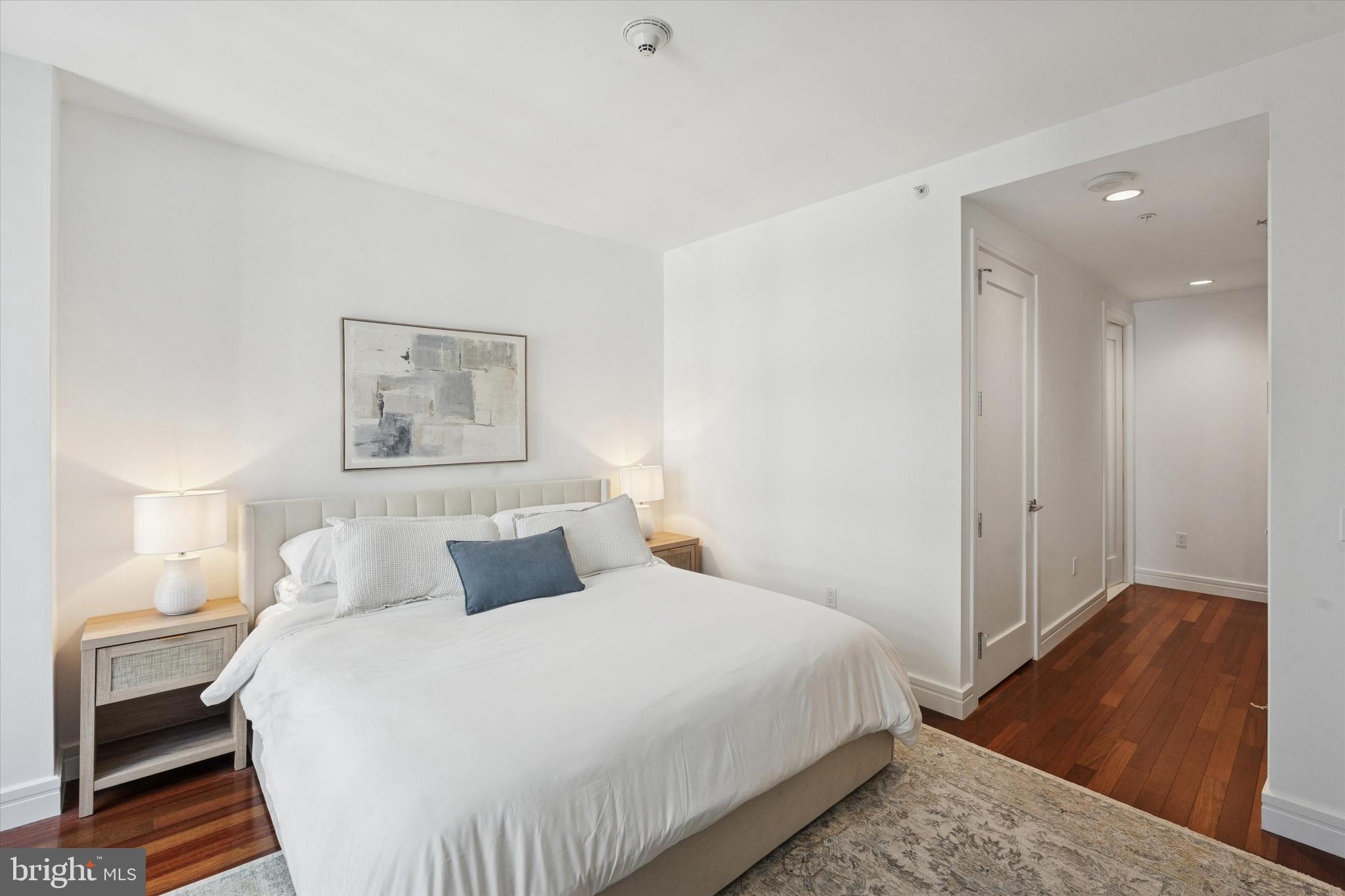 CENTER CITY - Residential