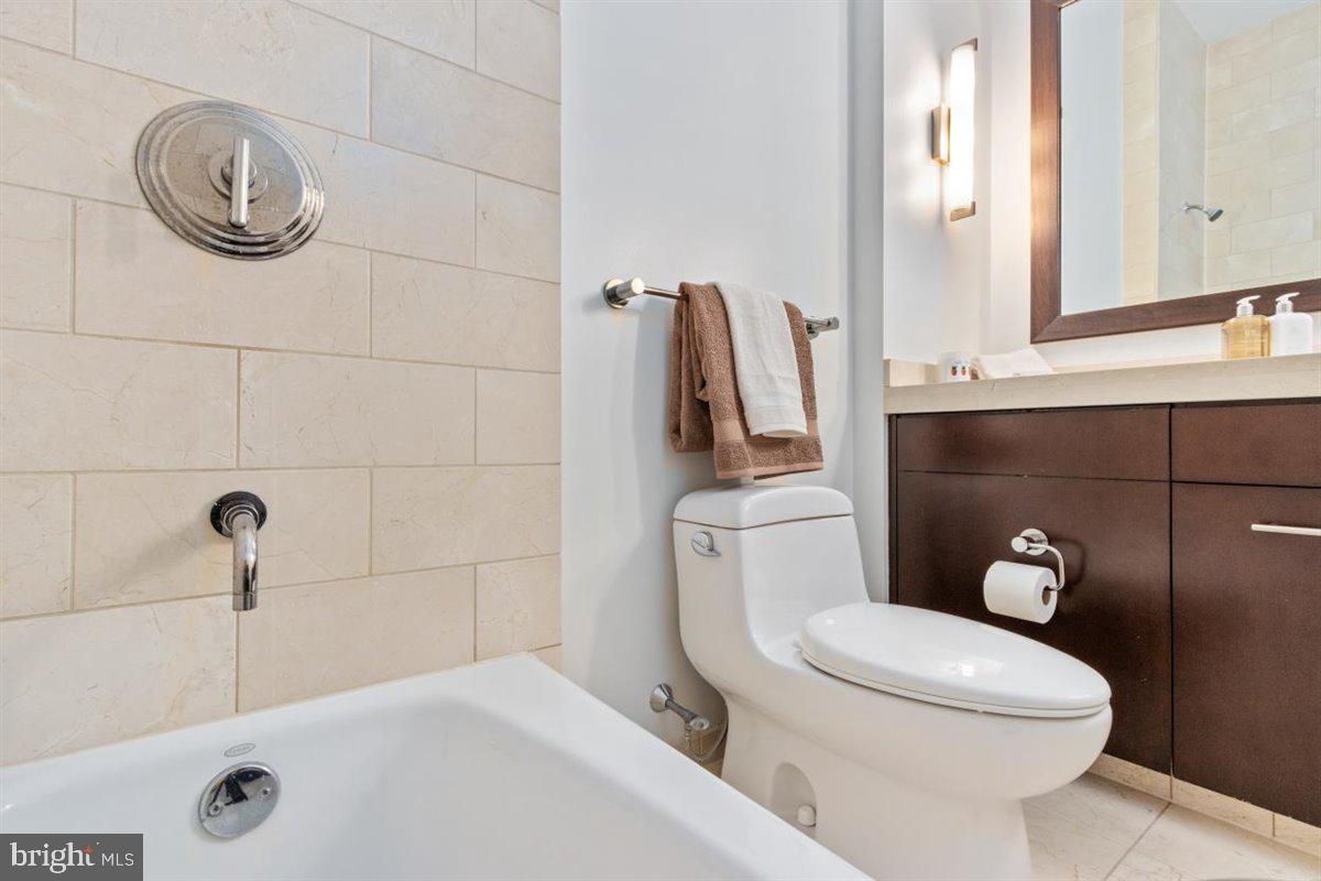 CENTER CITY - Residential