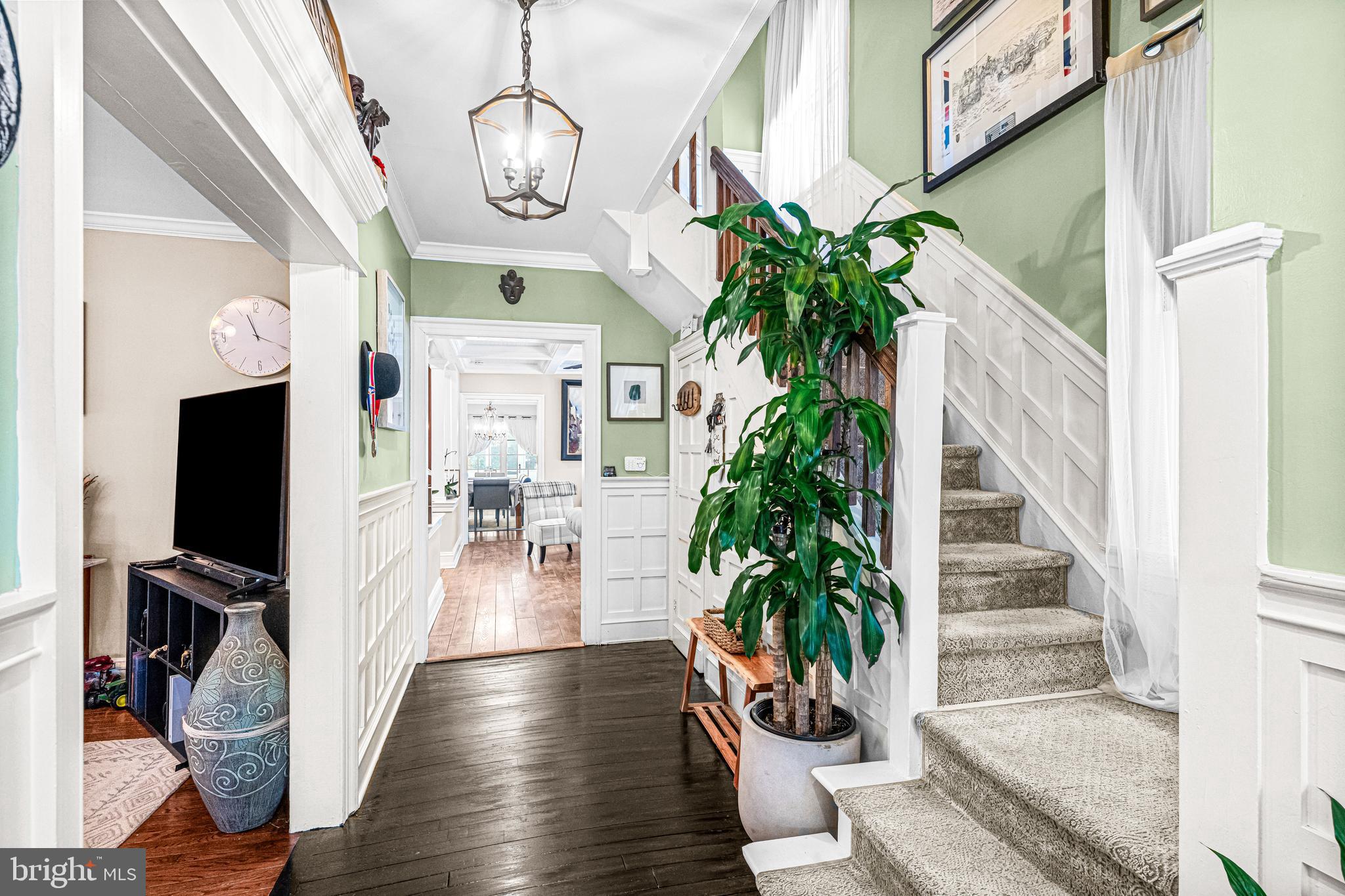 120 W CENTRAL AVENUE