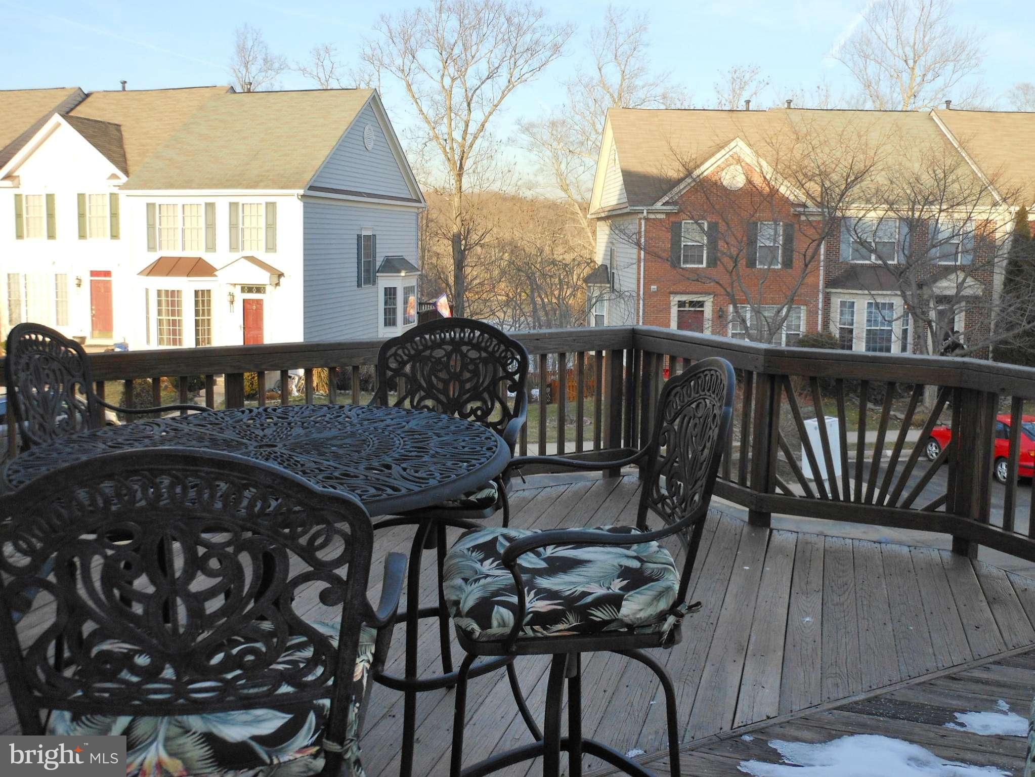 LAKE RIDGE - Residential