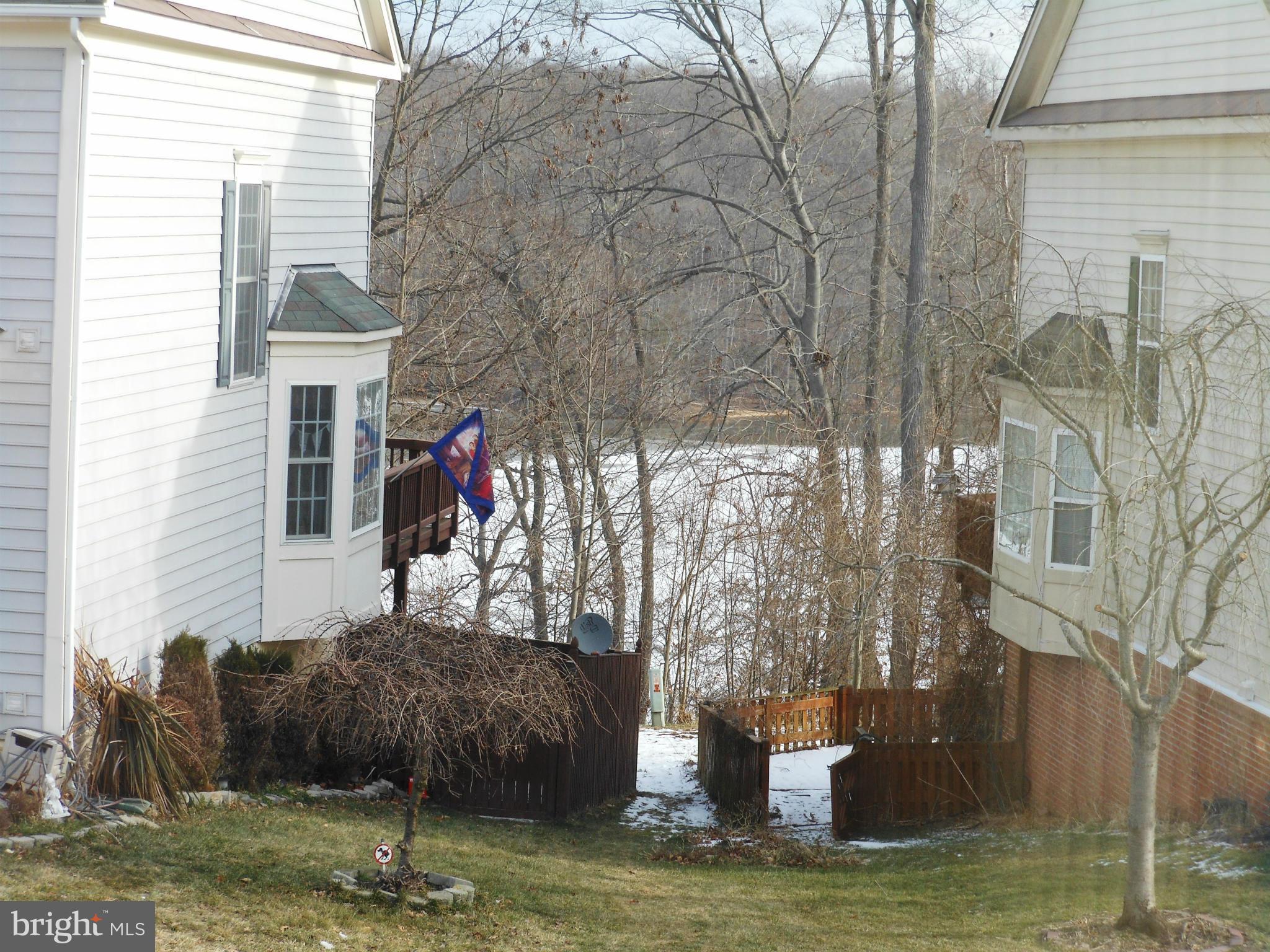 LAKE RIDGE - Residential