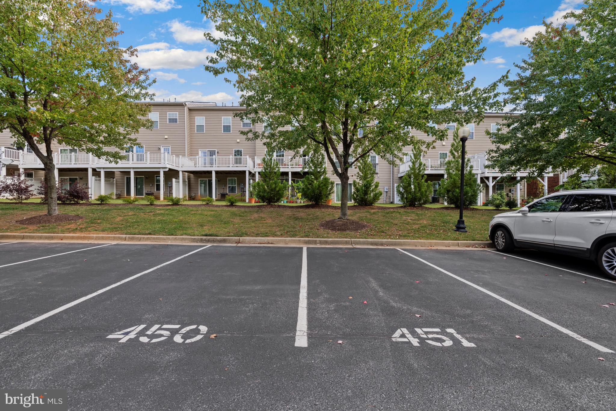 ASHMORE AT GERMANOWN COMMUNITY - Residential