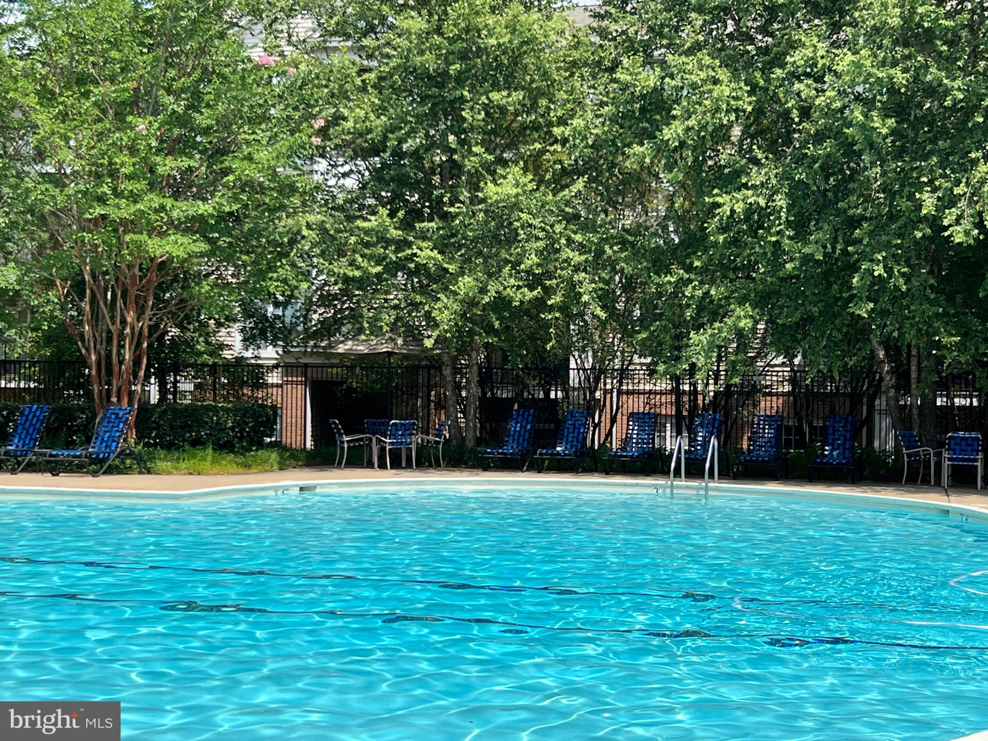 ASHMORE AT GERMANOWN COMMUNITY - Residential