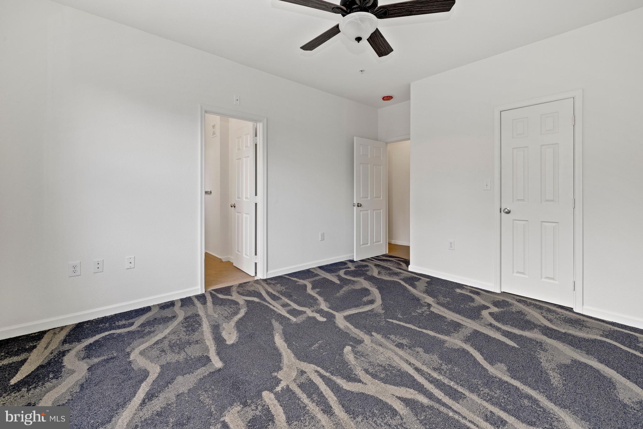 ASHMORE AT GERMANOWN COMMUNITY - Residential