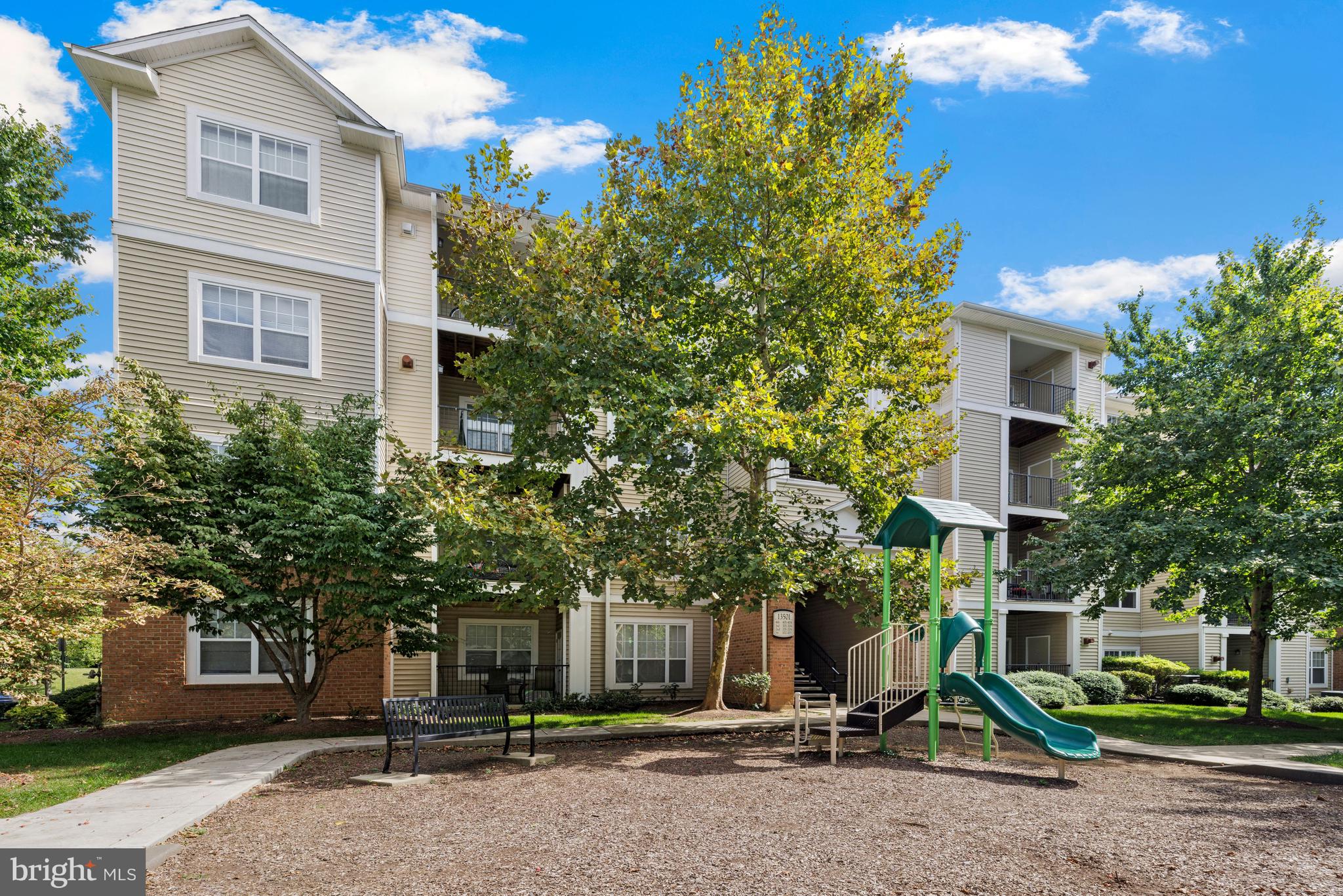 ASHMORE AT GERMANOWN COMMUNITY - Residential