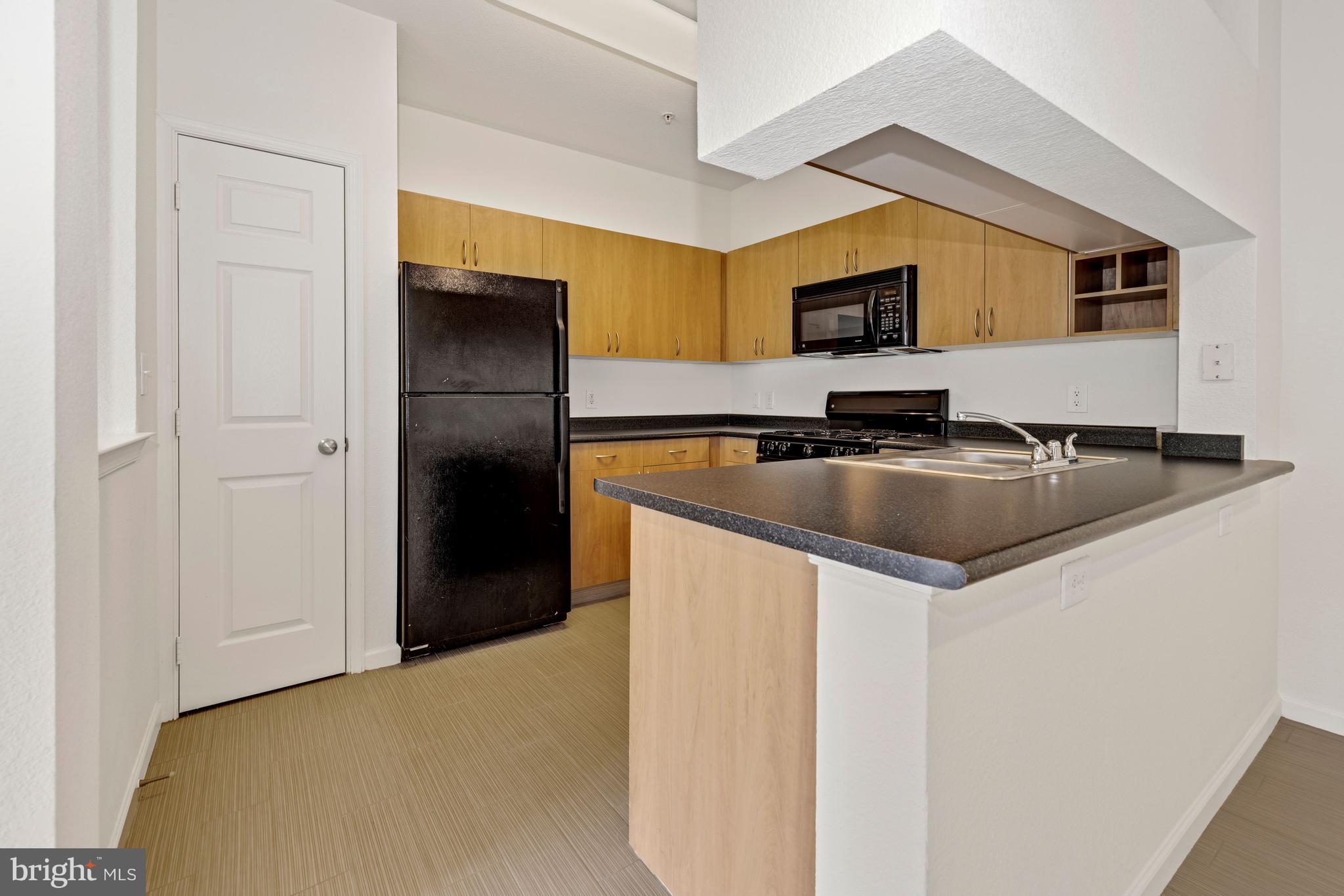 ASHMORE AT GERMANOWN COMMUNITY - Residential