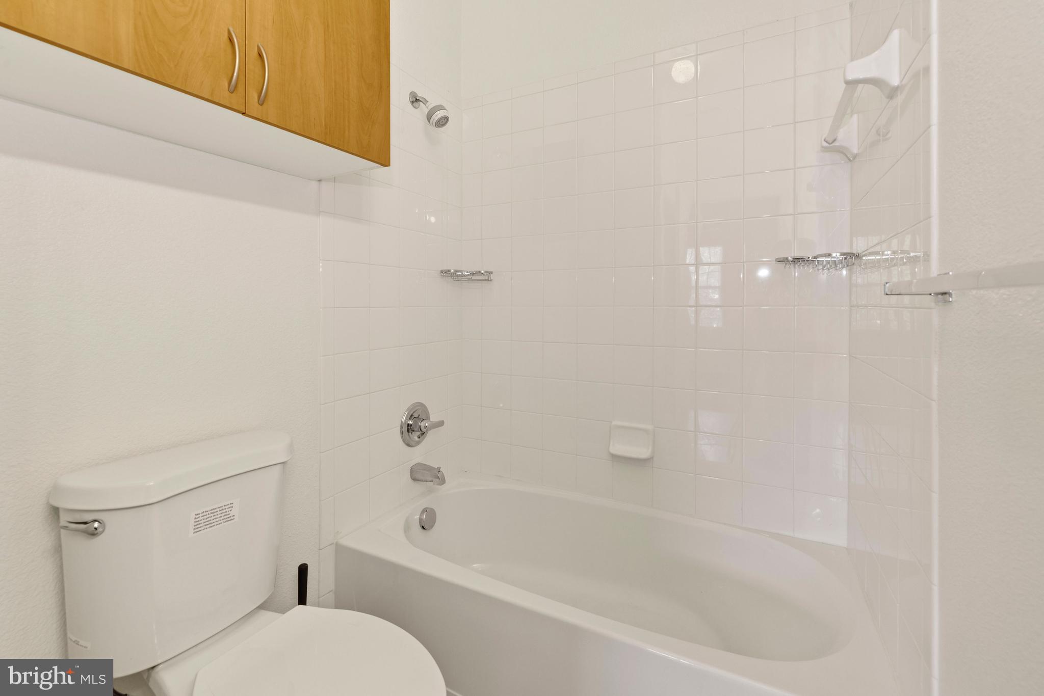 ASHMORE AT GERMANOWN COMMUNITY - Residential