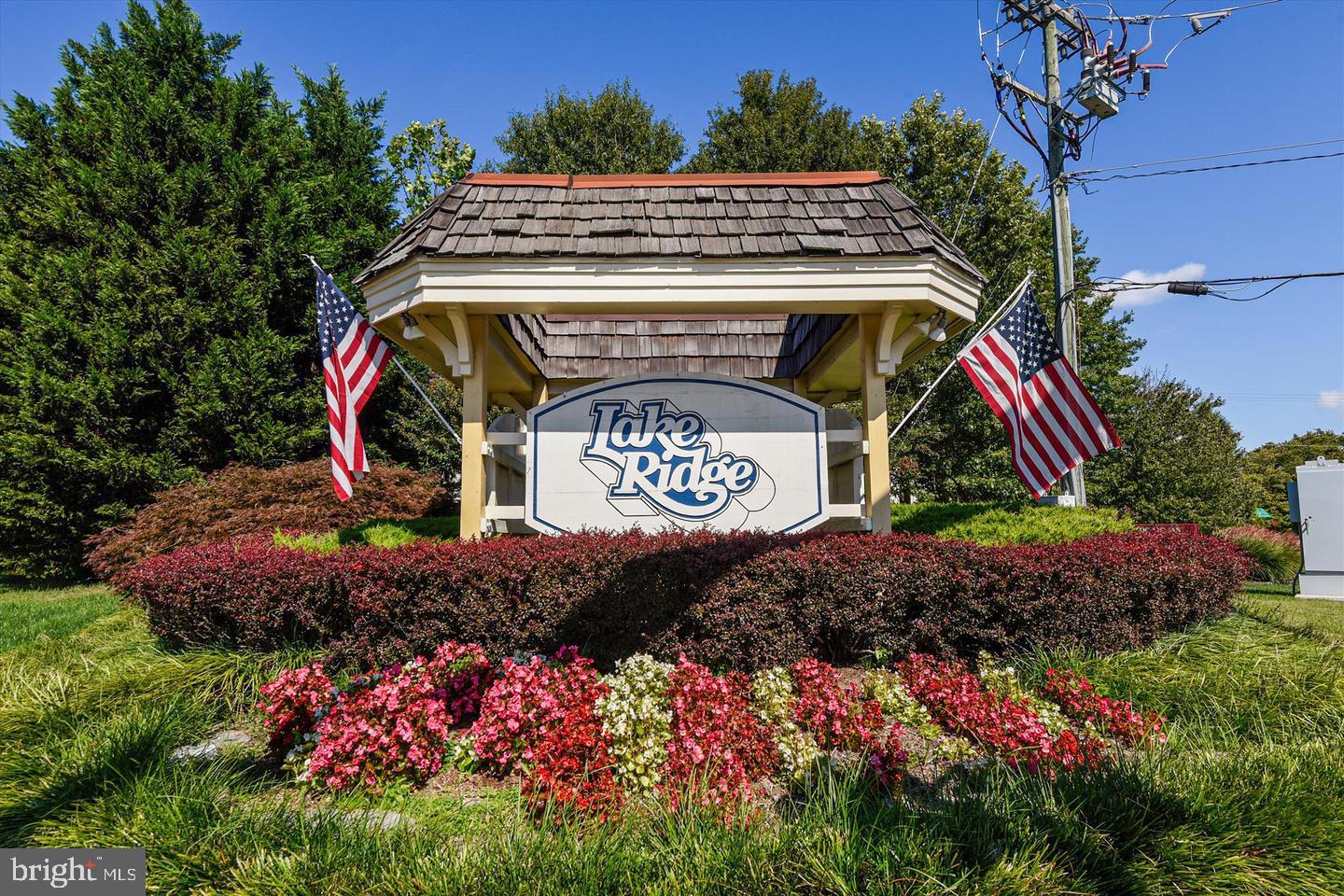 LAKE RIDGE - Residential Lease