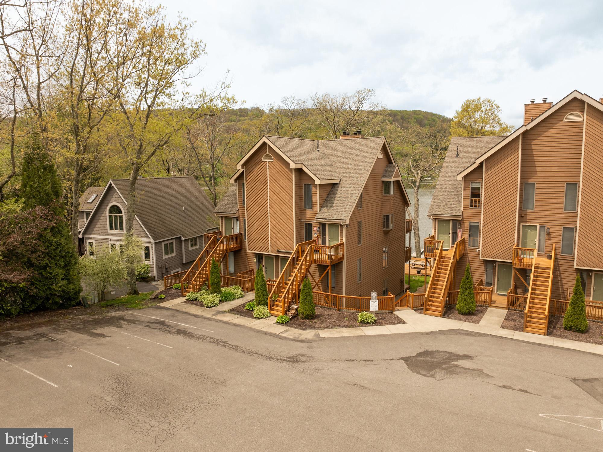 HARTWOOD VILLAGE - Residential