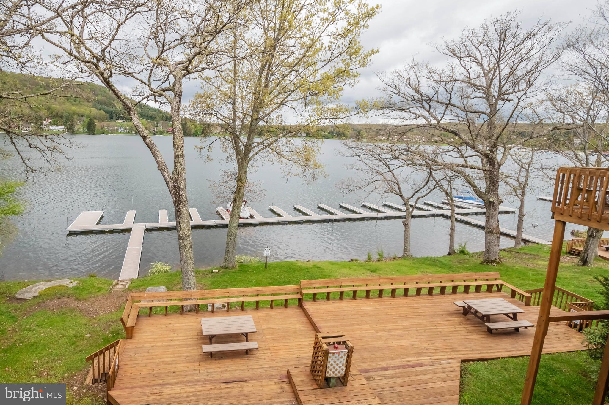 HARTWOOD VILLAGE - Residential