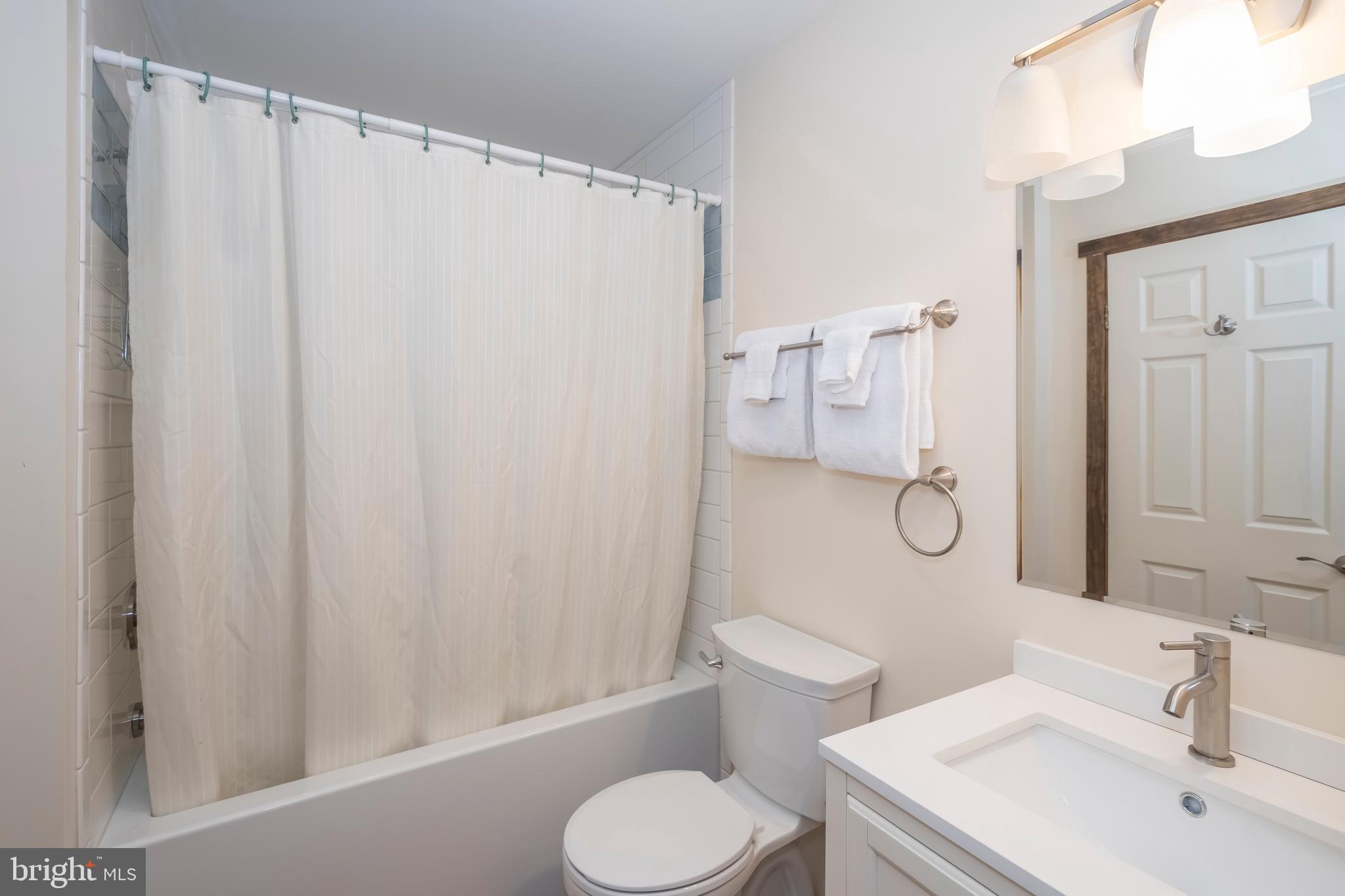 HARTWOOD VILLAGE - Residential