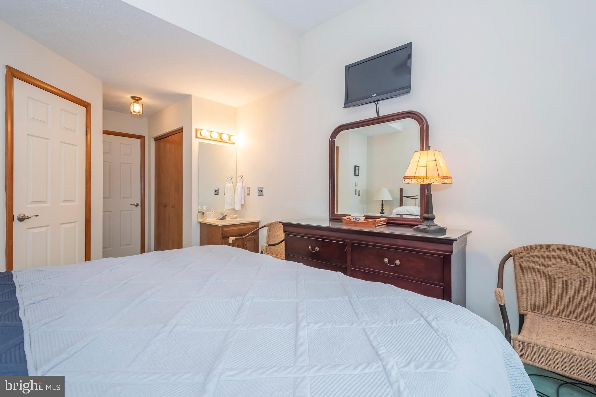 HARTWOOD VILLAGE - Residential