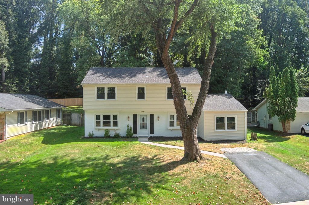 Photo of 12319 Tilbury Lane, BOWIE, MD 20715 (MLS # MDPG2165810)