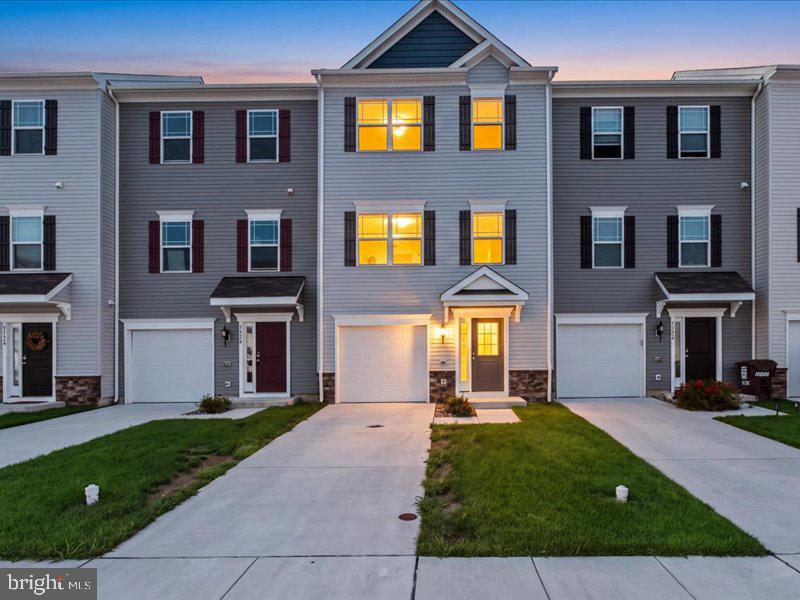 2504 BOEING WAY