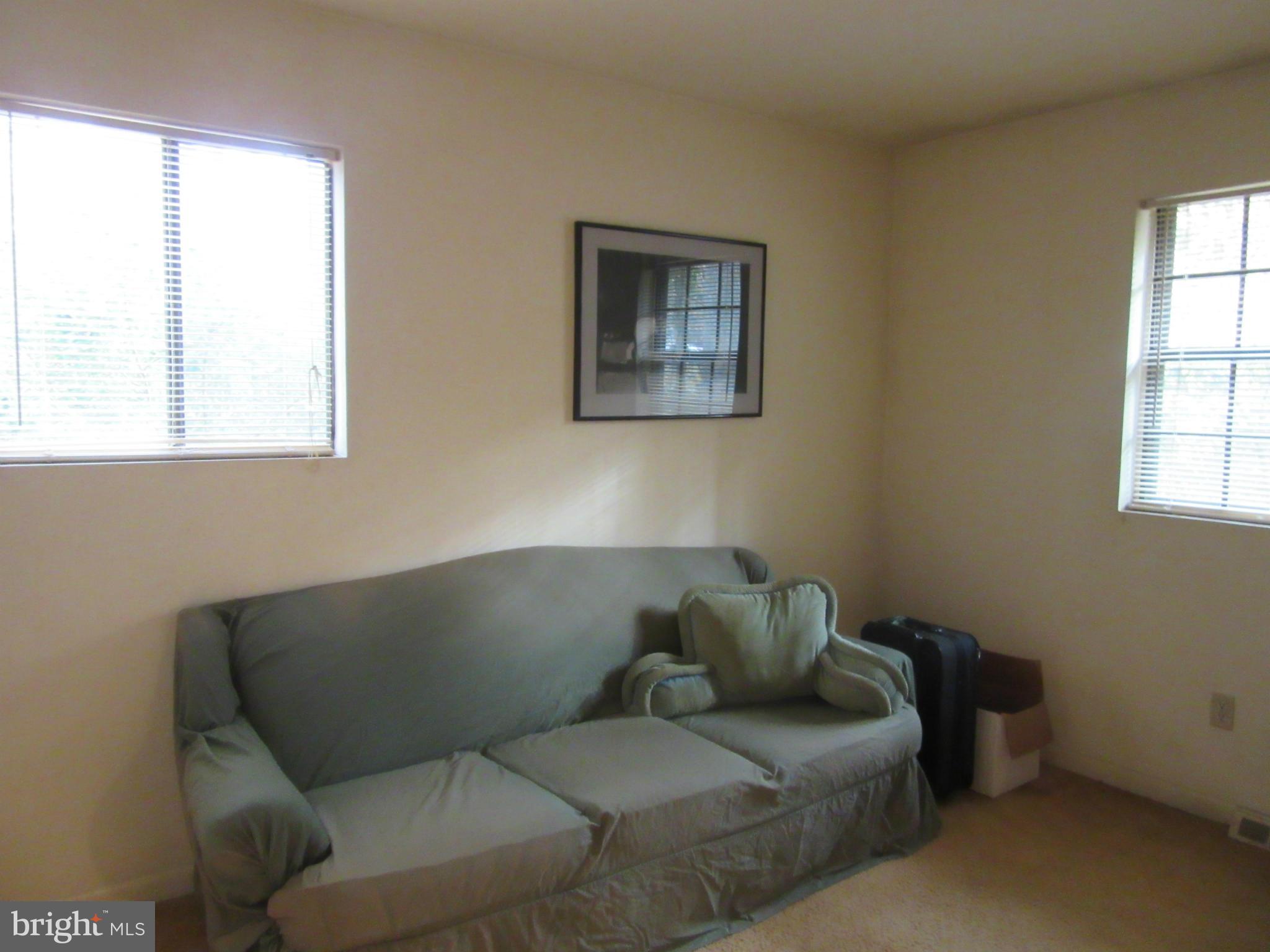 SUNRISE BEACH - Residential