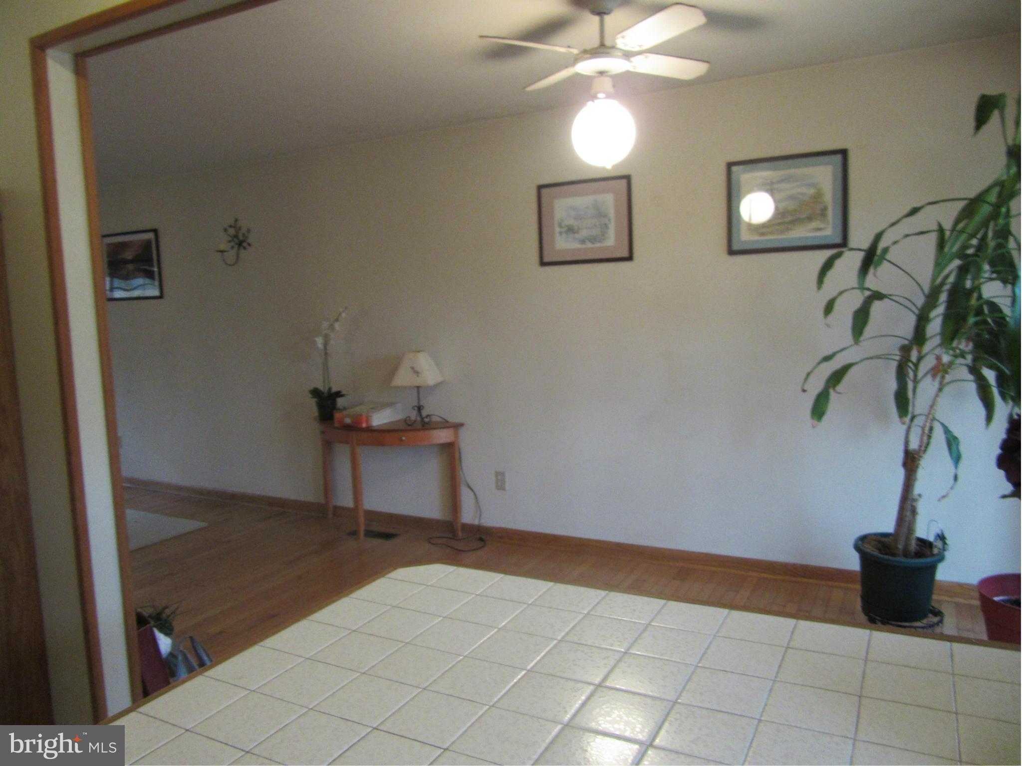 SUNRISE BEACH - Residential