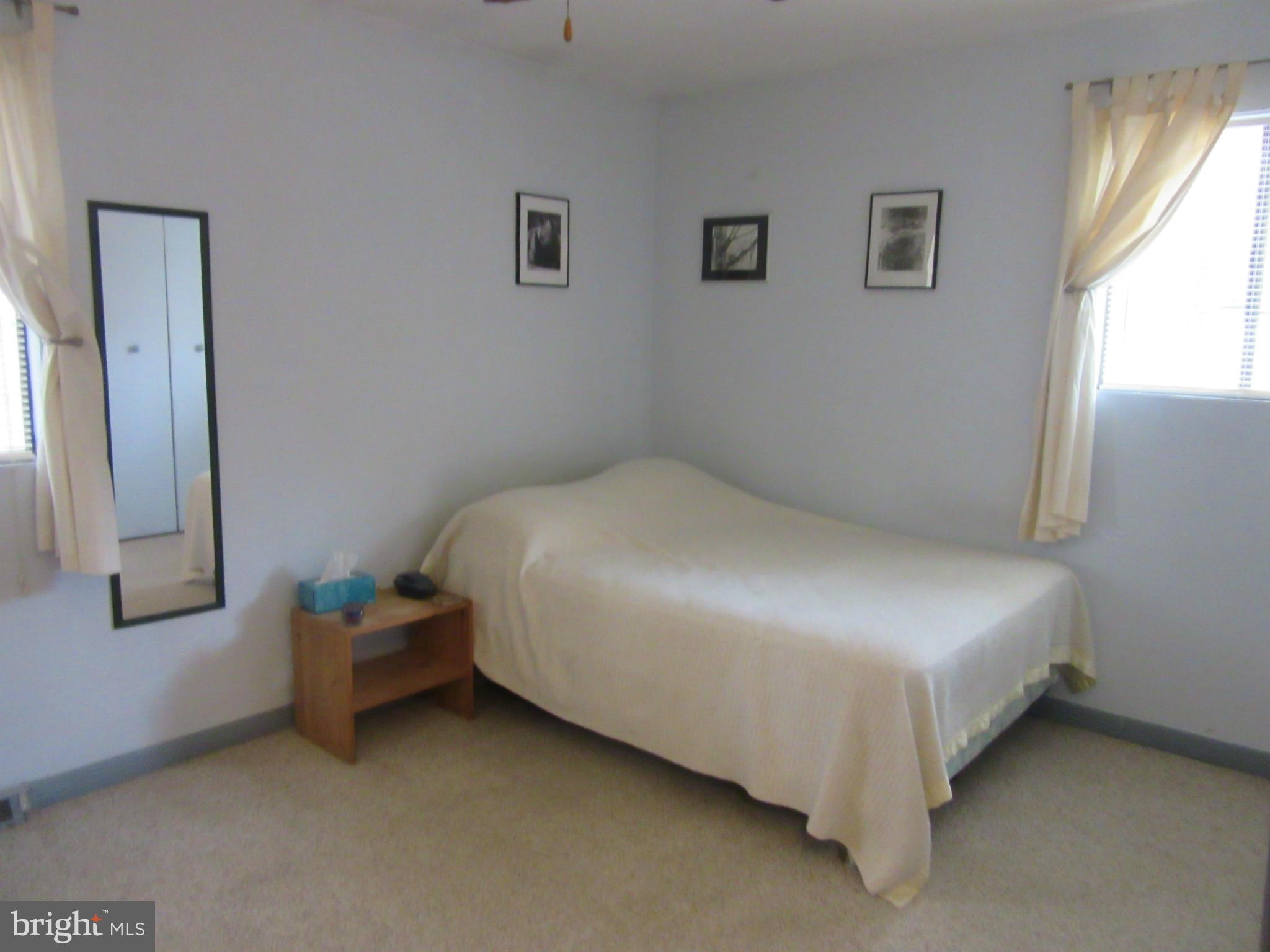 SUNRISE BEACH - Residential