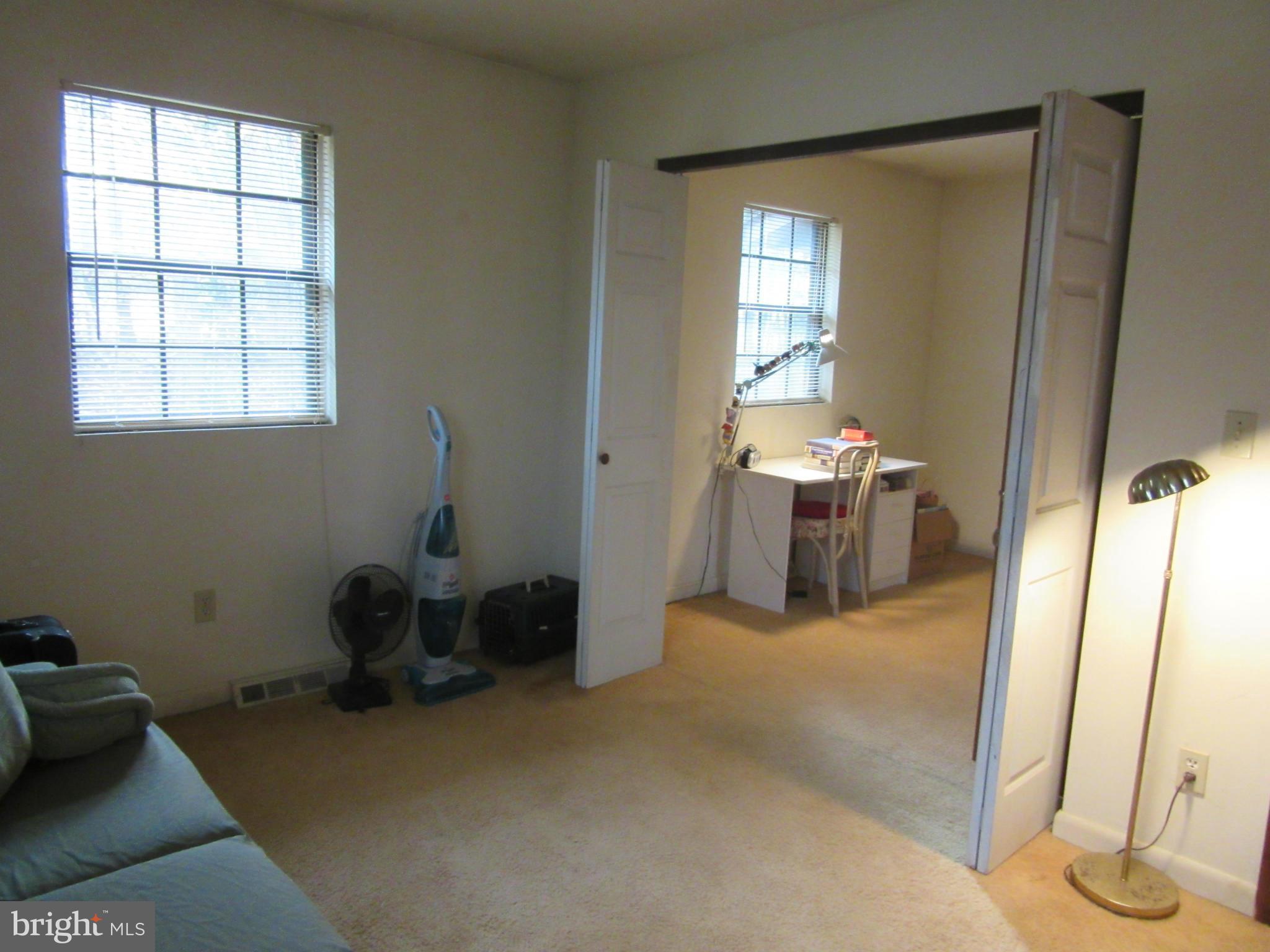 SUNRISE BEACH - Residential