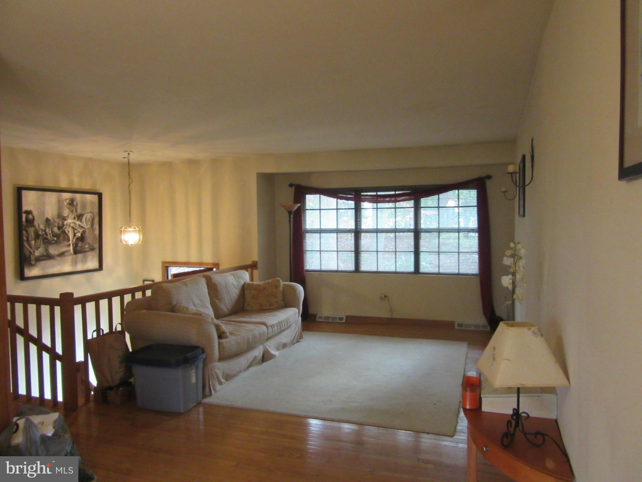 SUNRISE BEACH - Residential