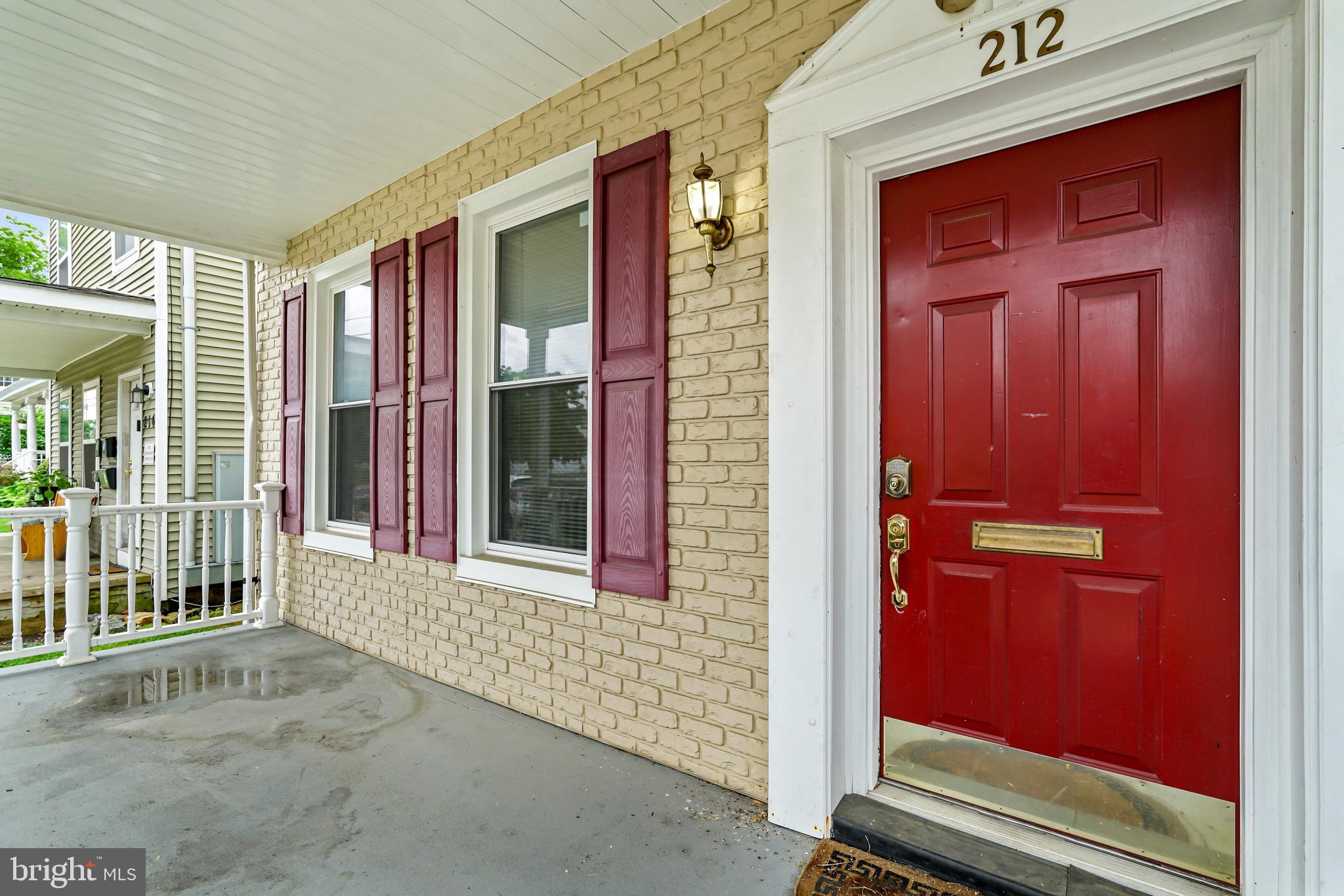 212 E MAIN STREET
