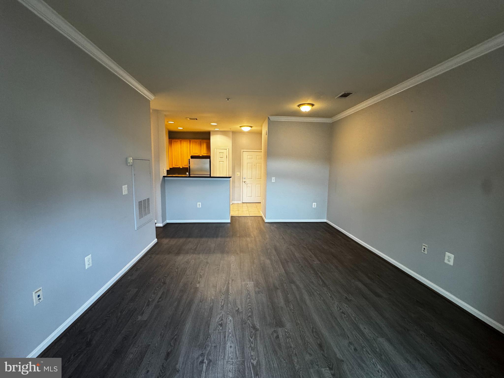 GROVE AT ARLINGTON - Residential Lease